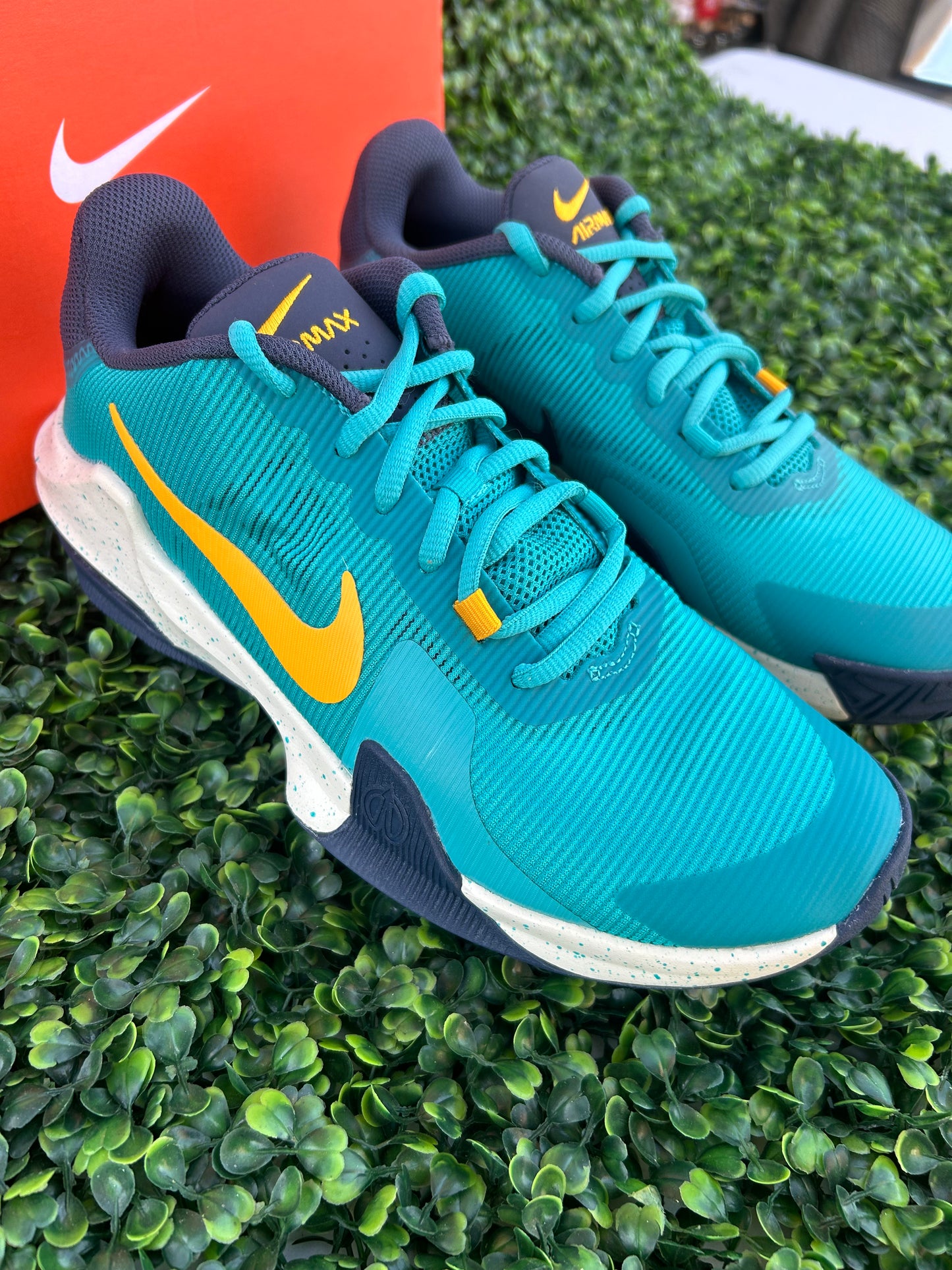 Nike air max impact size 8m