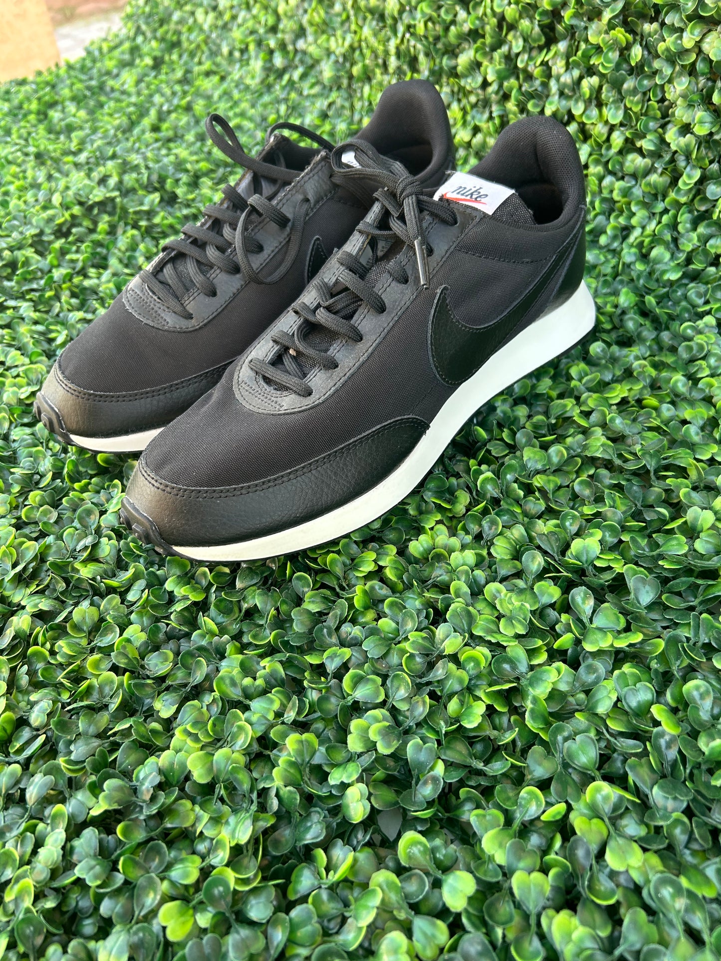 Nike air tailwind size 8.5