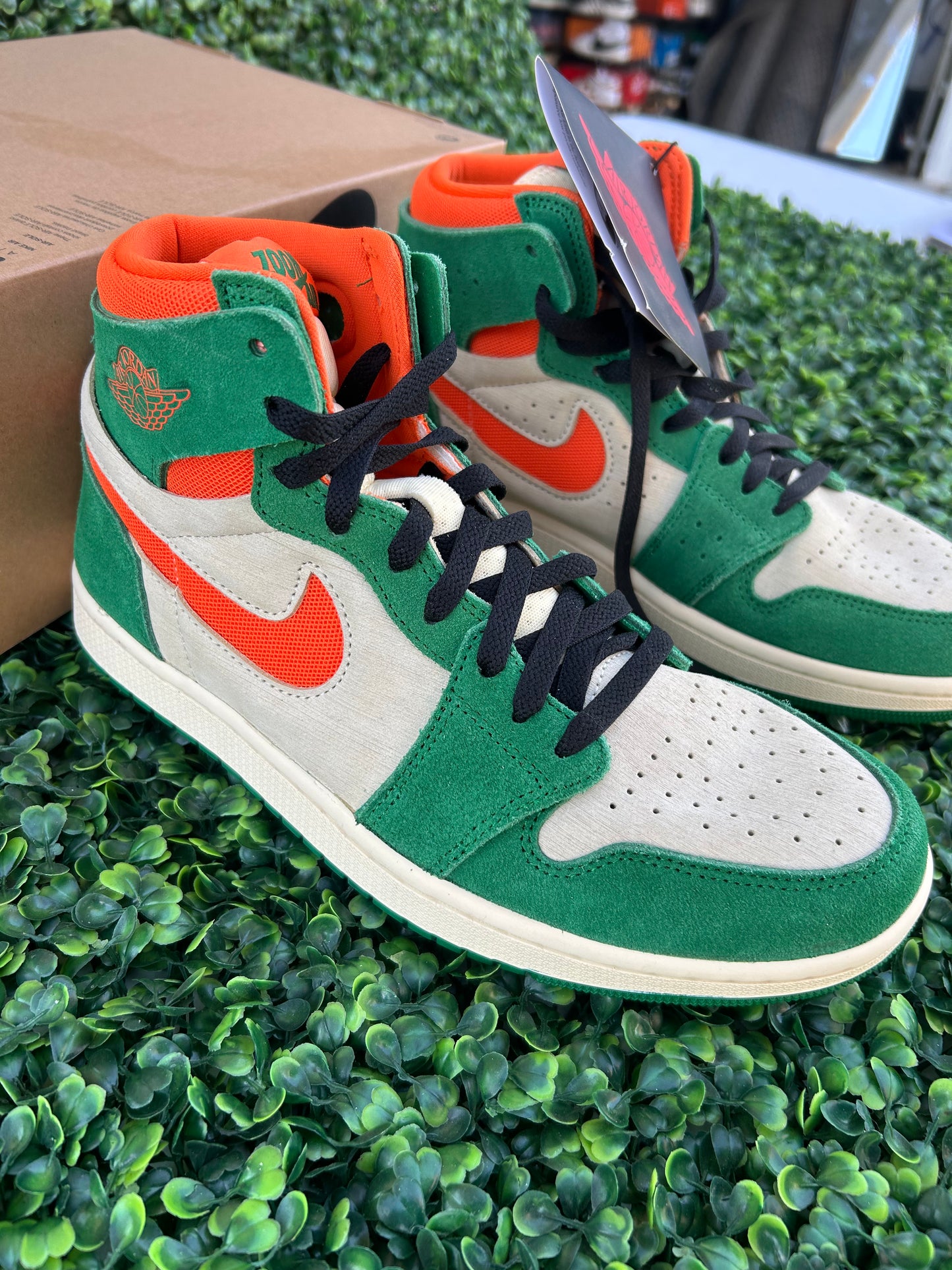 Jordan 1 zoom cmft size 9.5w/8m