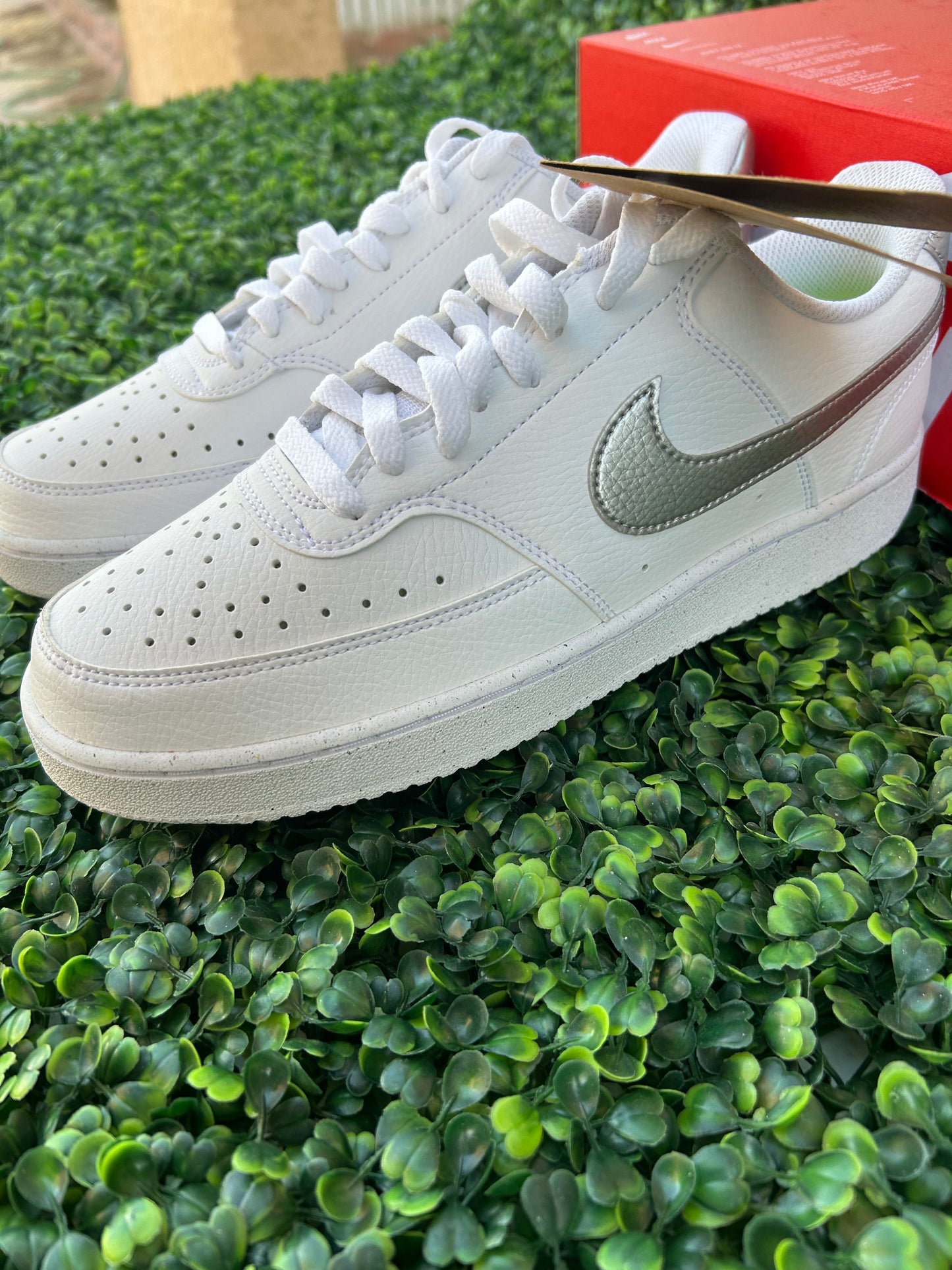 Nike court low size 10w