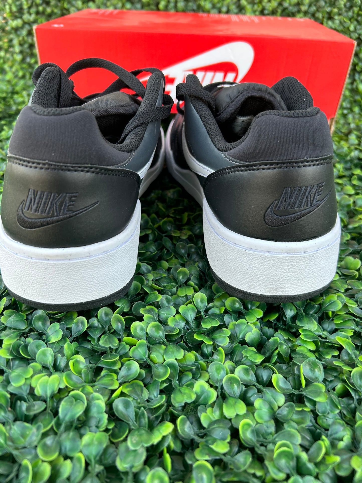 Nike full force size 8.5