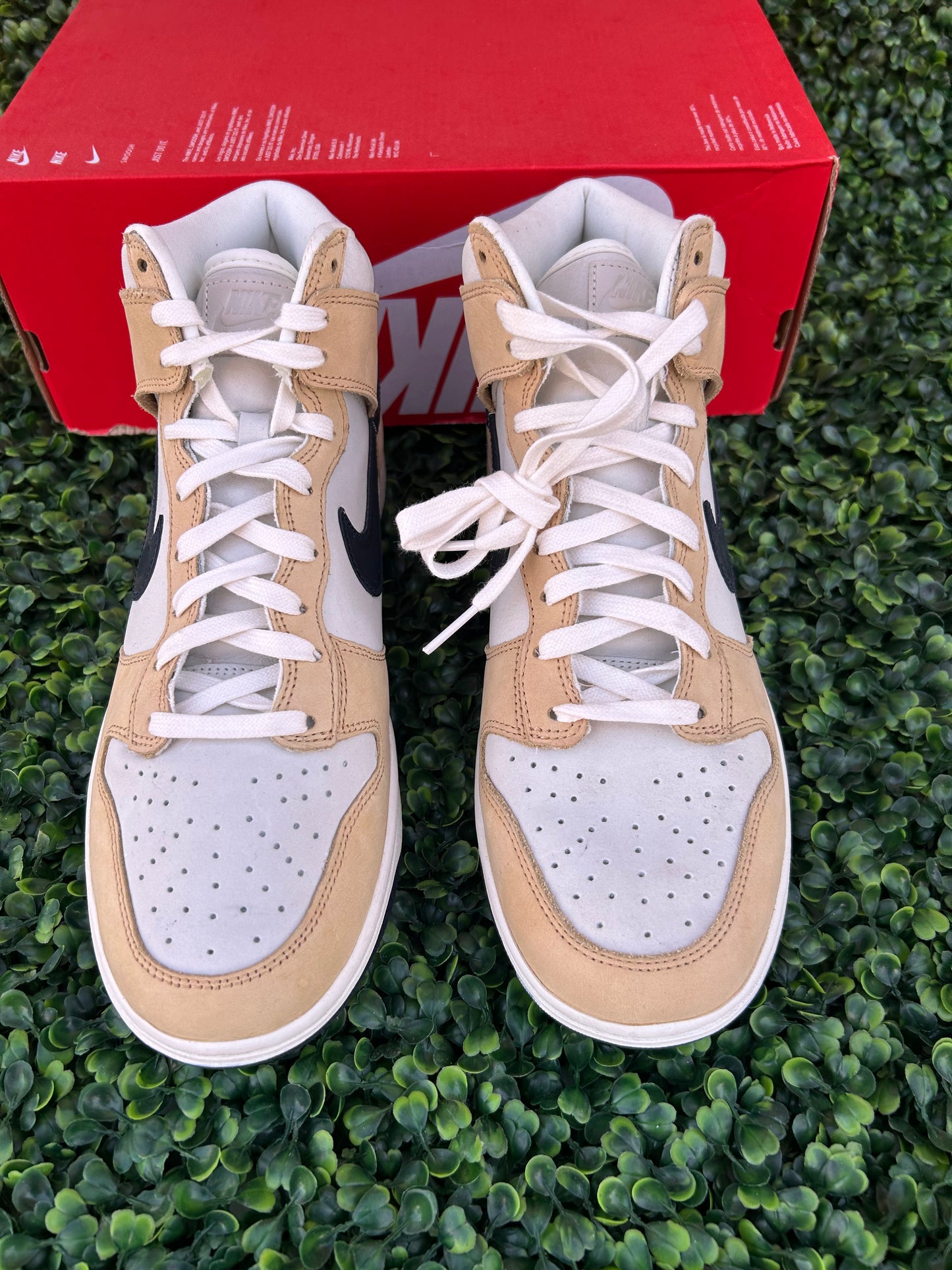 Nike dunk prm mf size 10.5w/9m