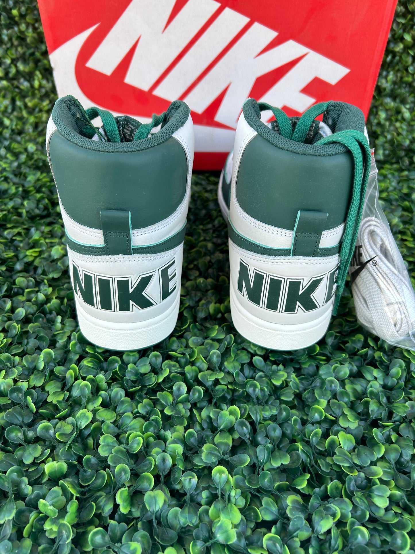 Nike terminator size 9