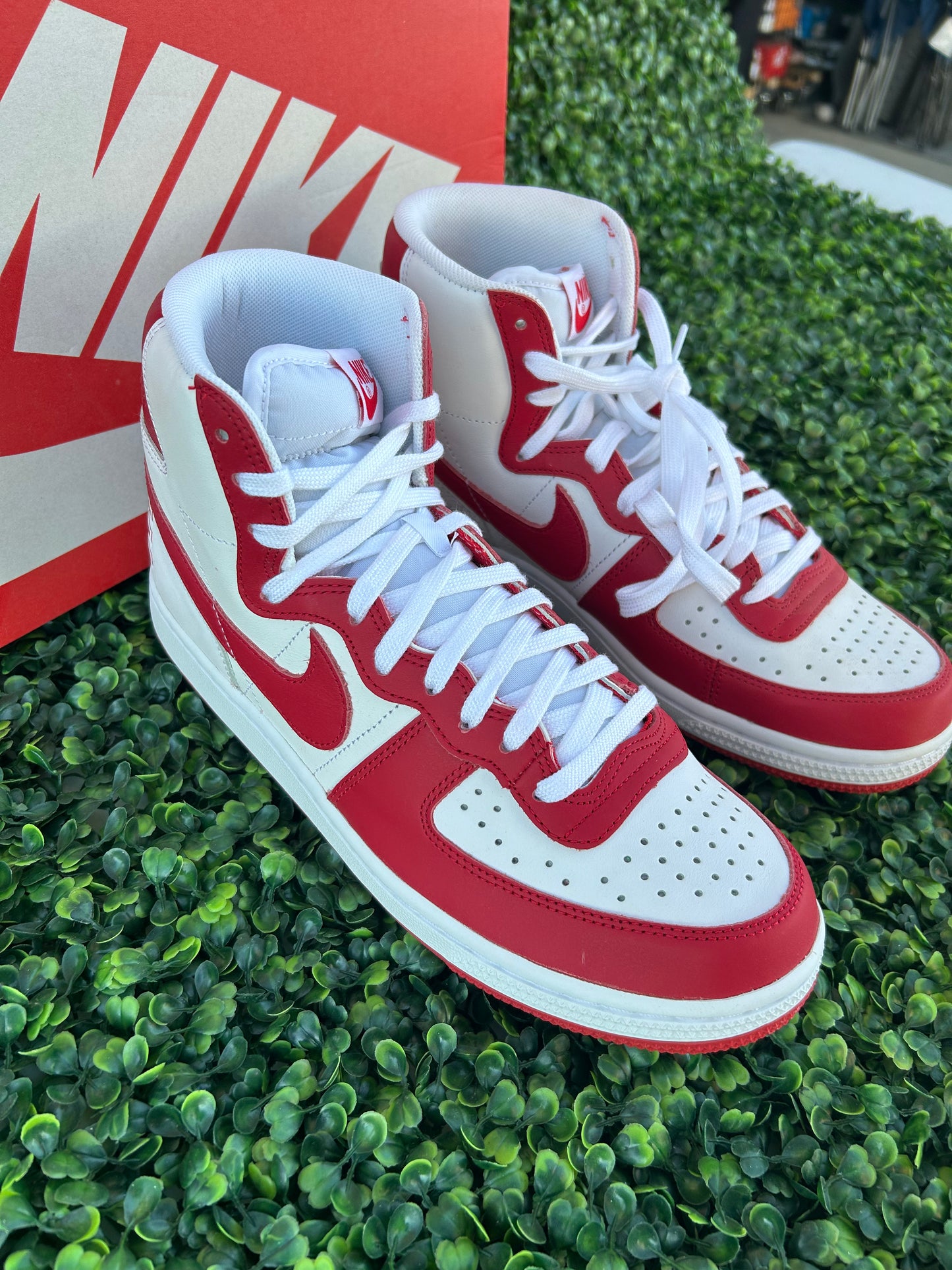 Nike terminator size 9
