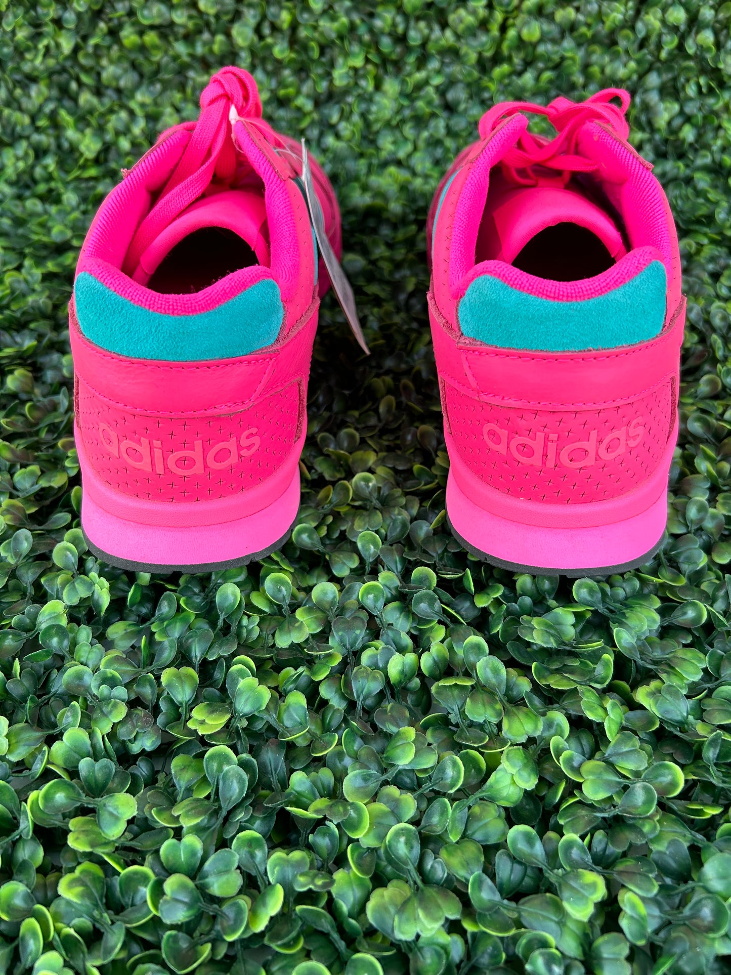 Adidas A.R trainer size 9.5m