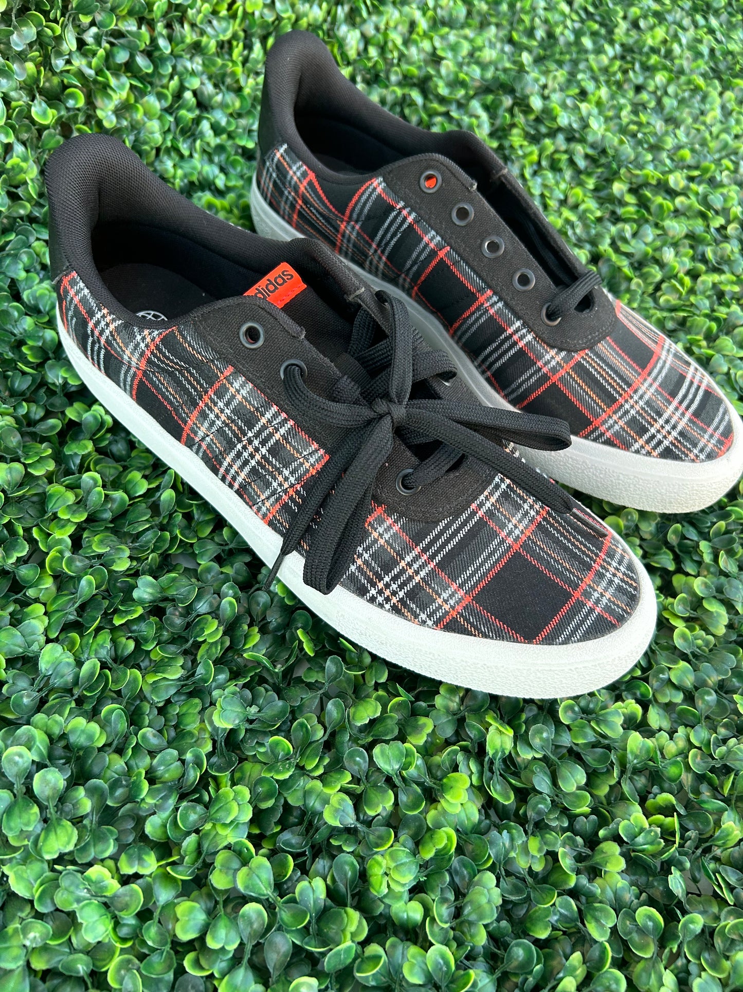 Adidas vulc raider size 9.5