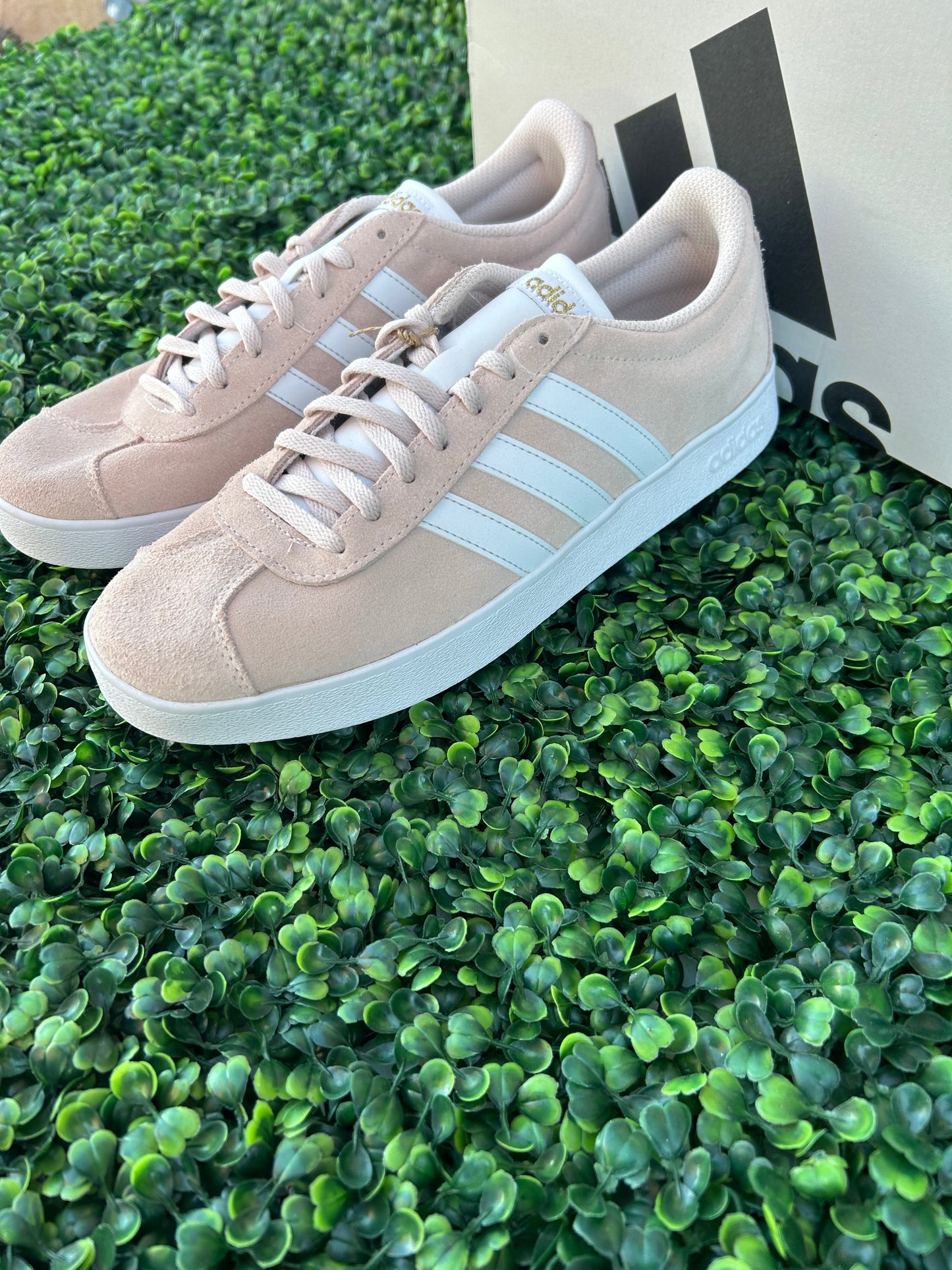 Adidas VL court size 11w
