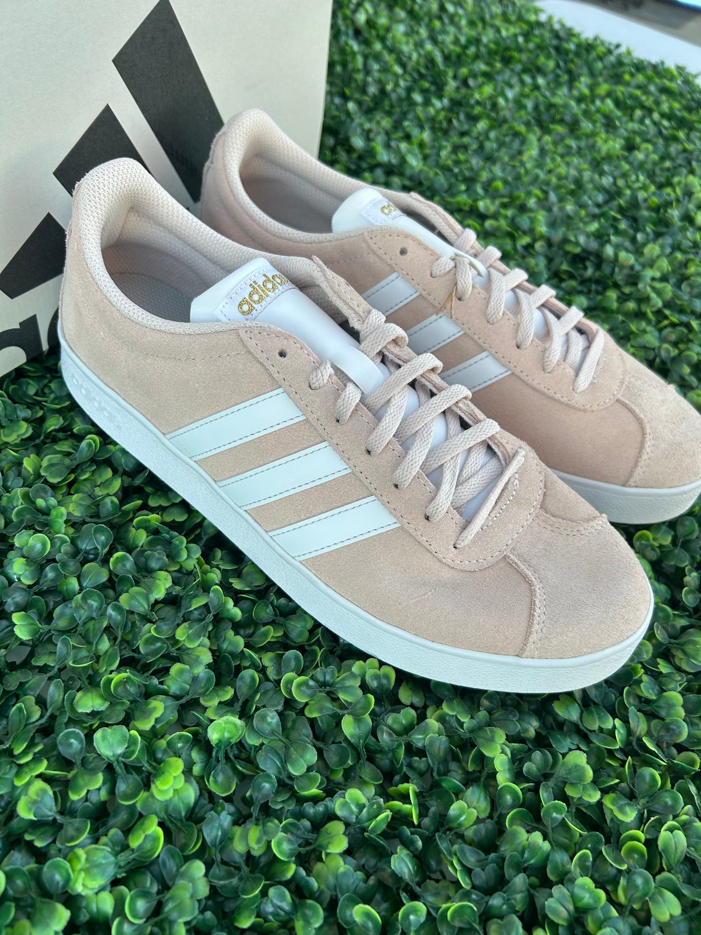 Adidas VL court size 11w