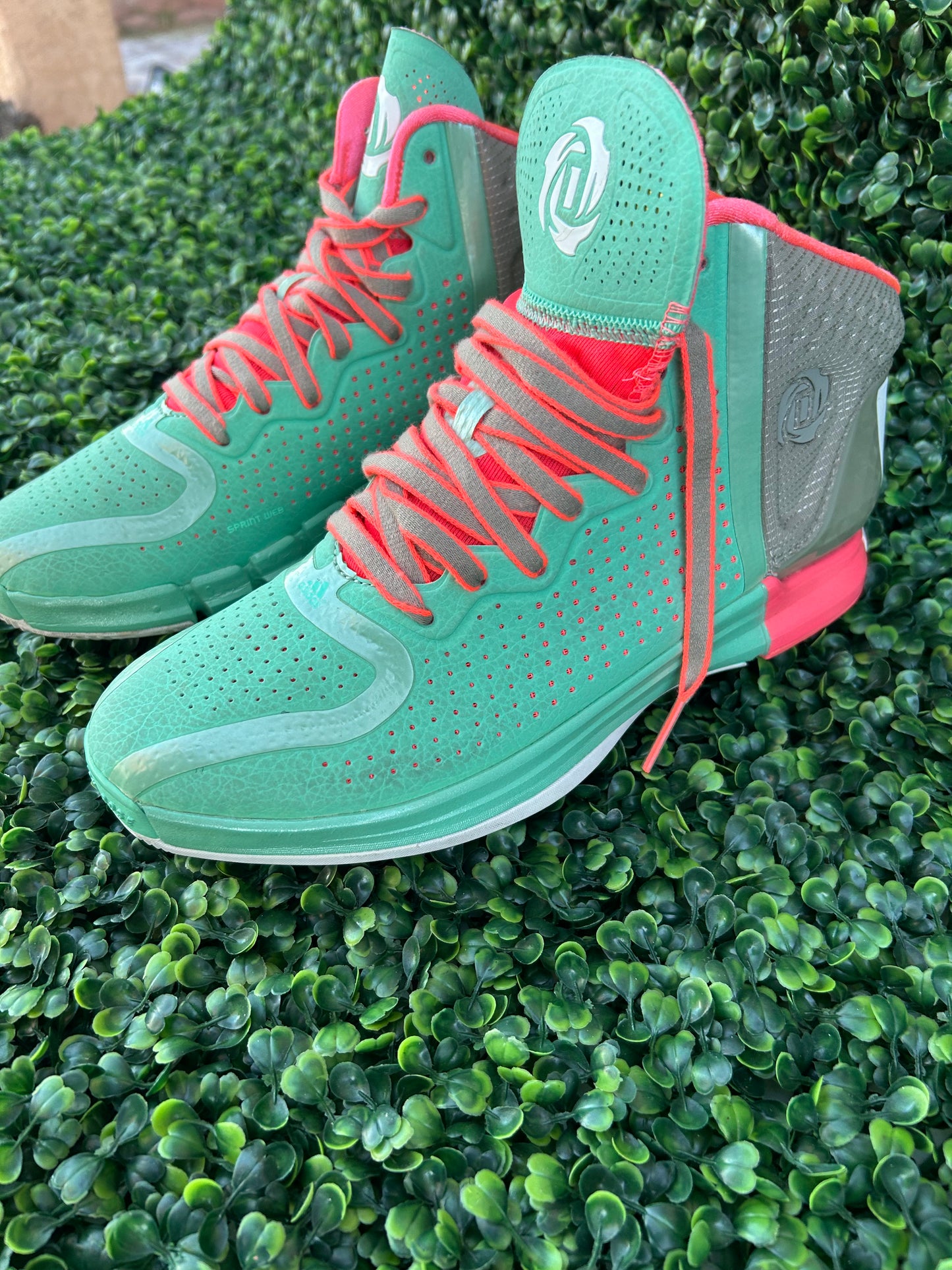Adidas D rose size 9.5