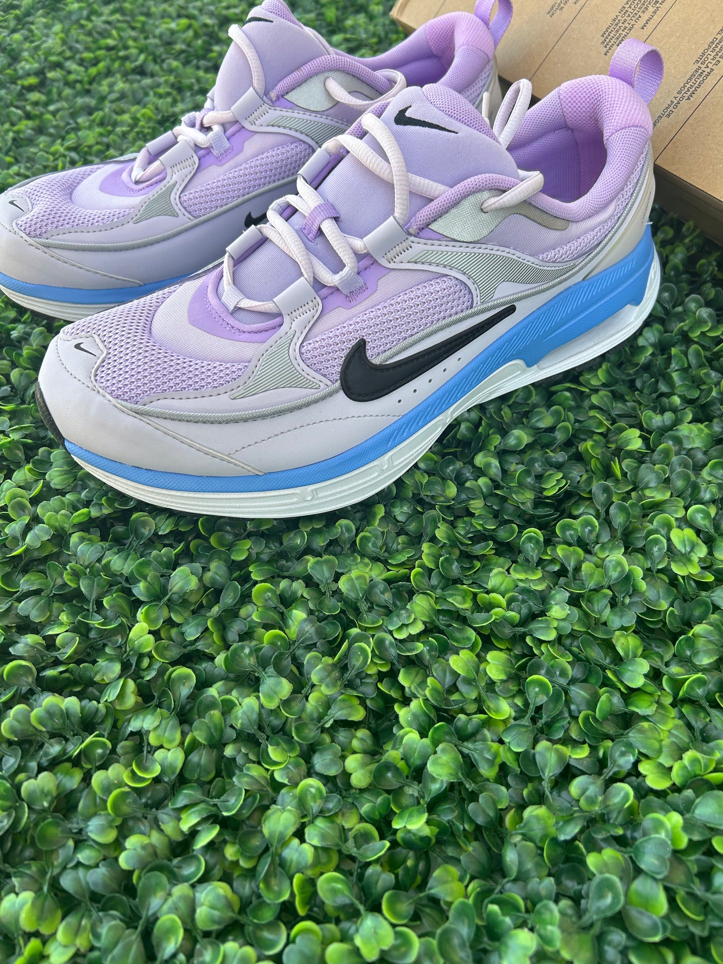 Nike air max bliss size 11w
