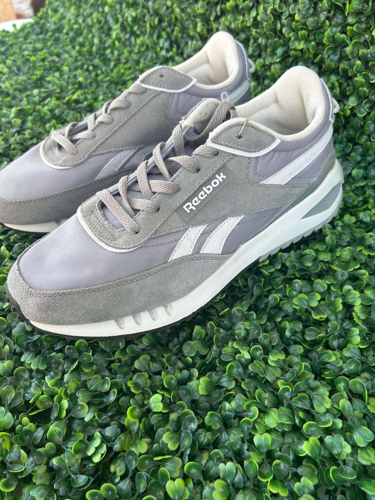 Reebok forte racer size 10