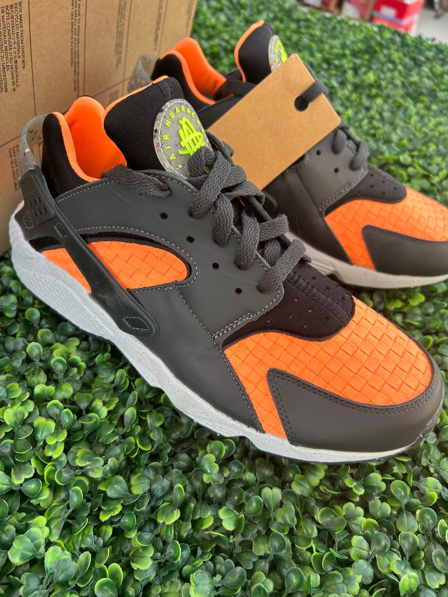 Nike huarache size 10.5, size 11