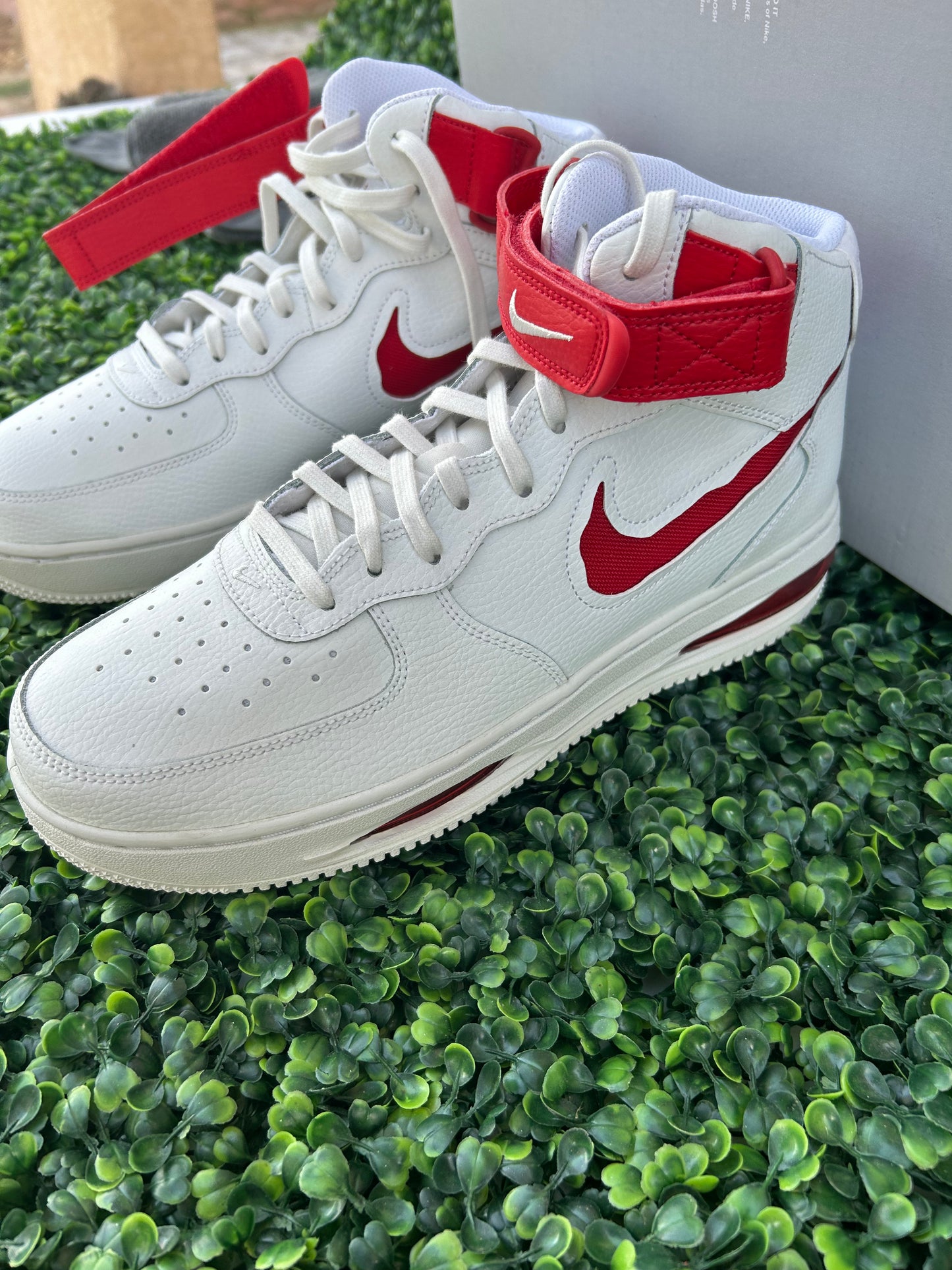 Nike Air Force 1 mid evo size 9.5m