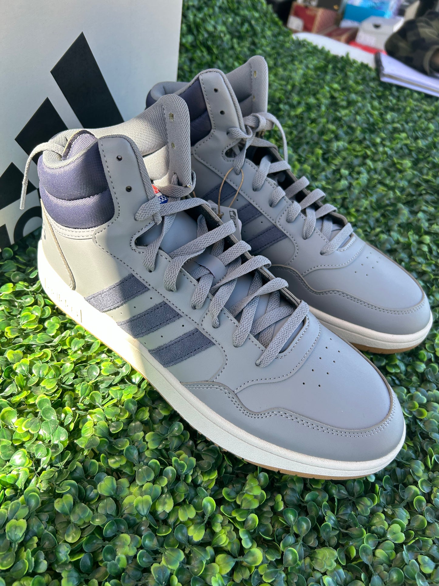 Adidas hoop 3.0 mid size 11.5