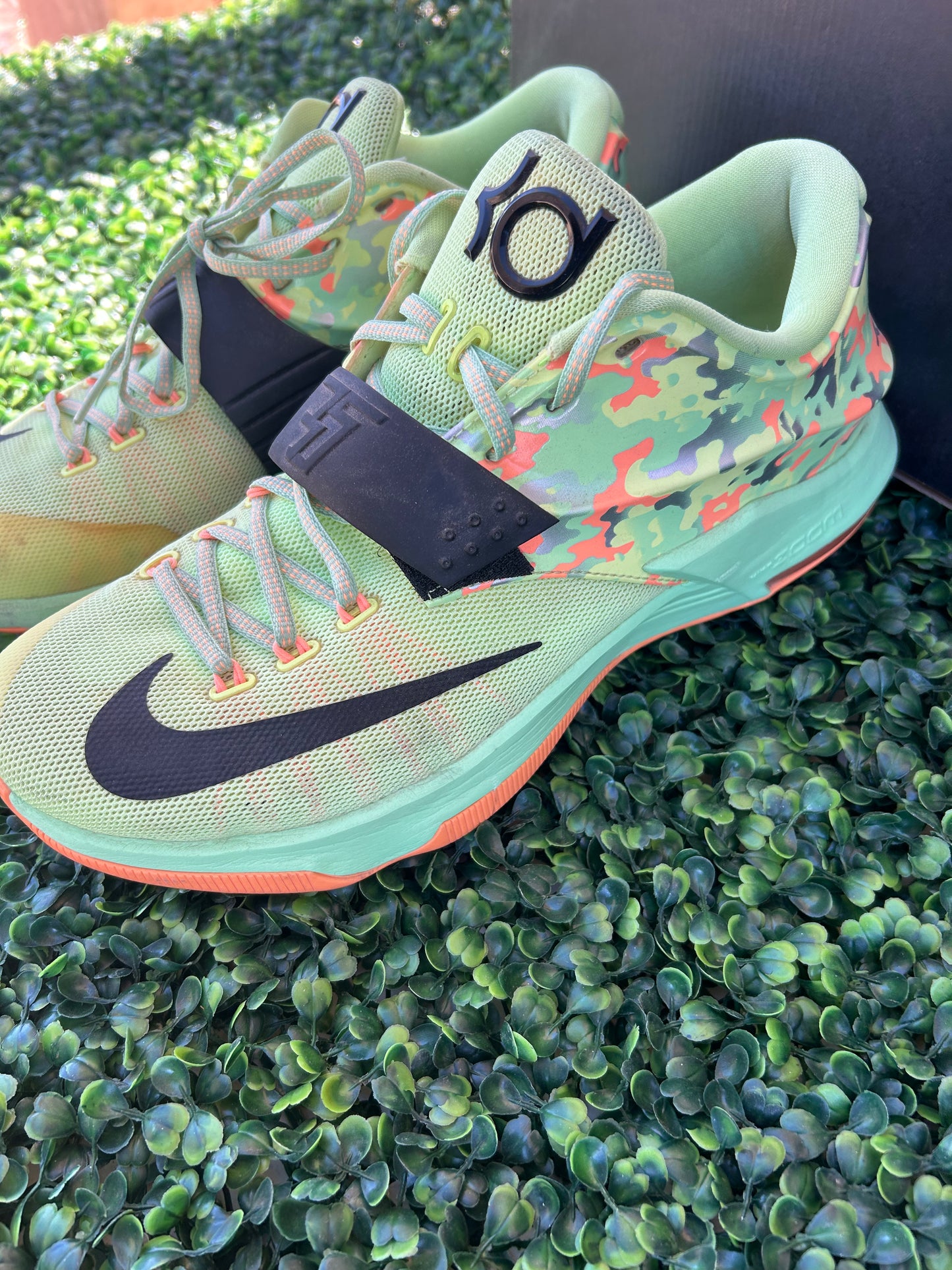Nike kd 7 easter size 11