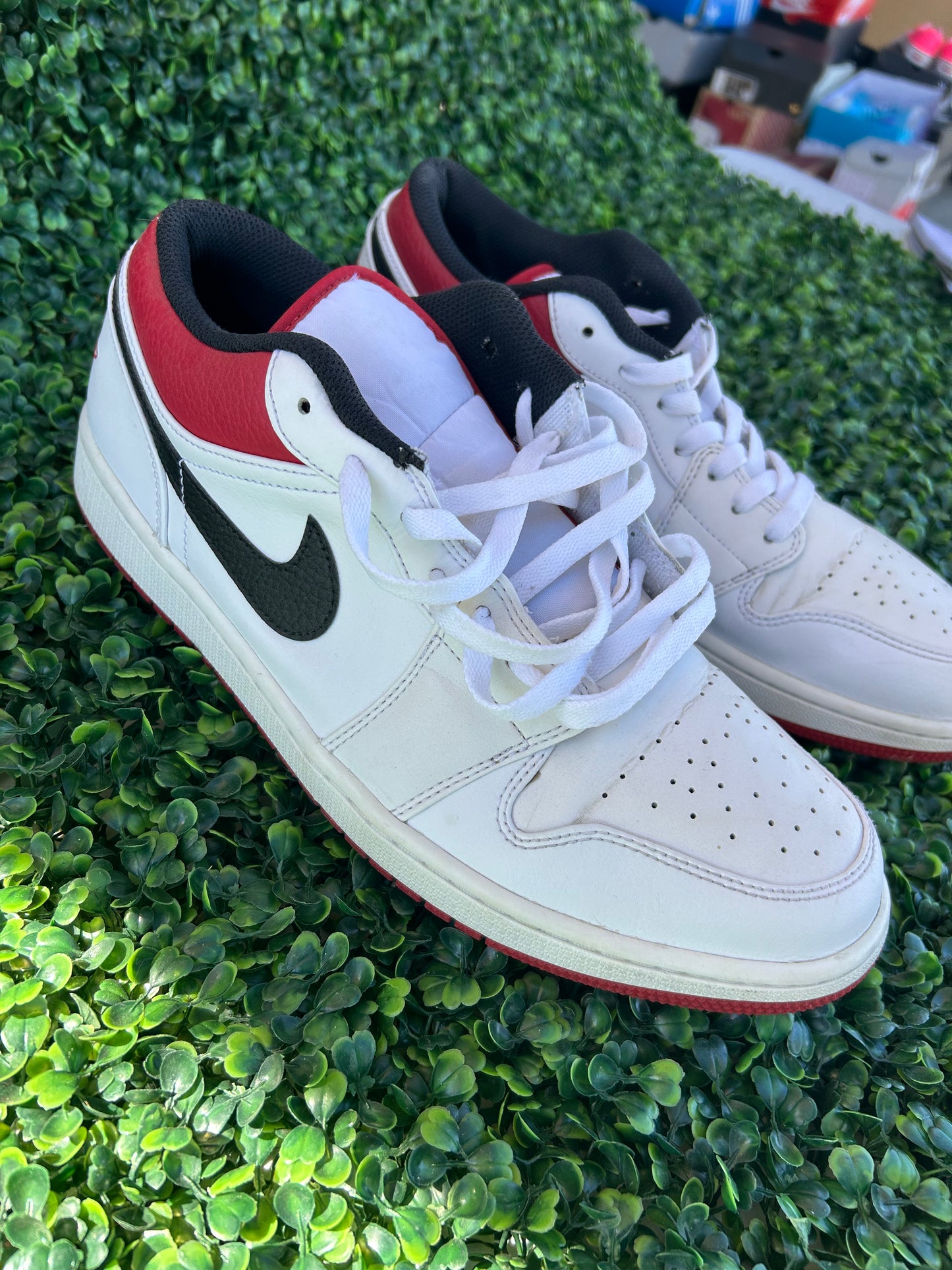 Jordan 1 low size 12.5