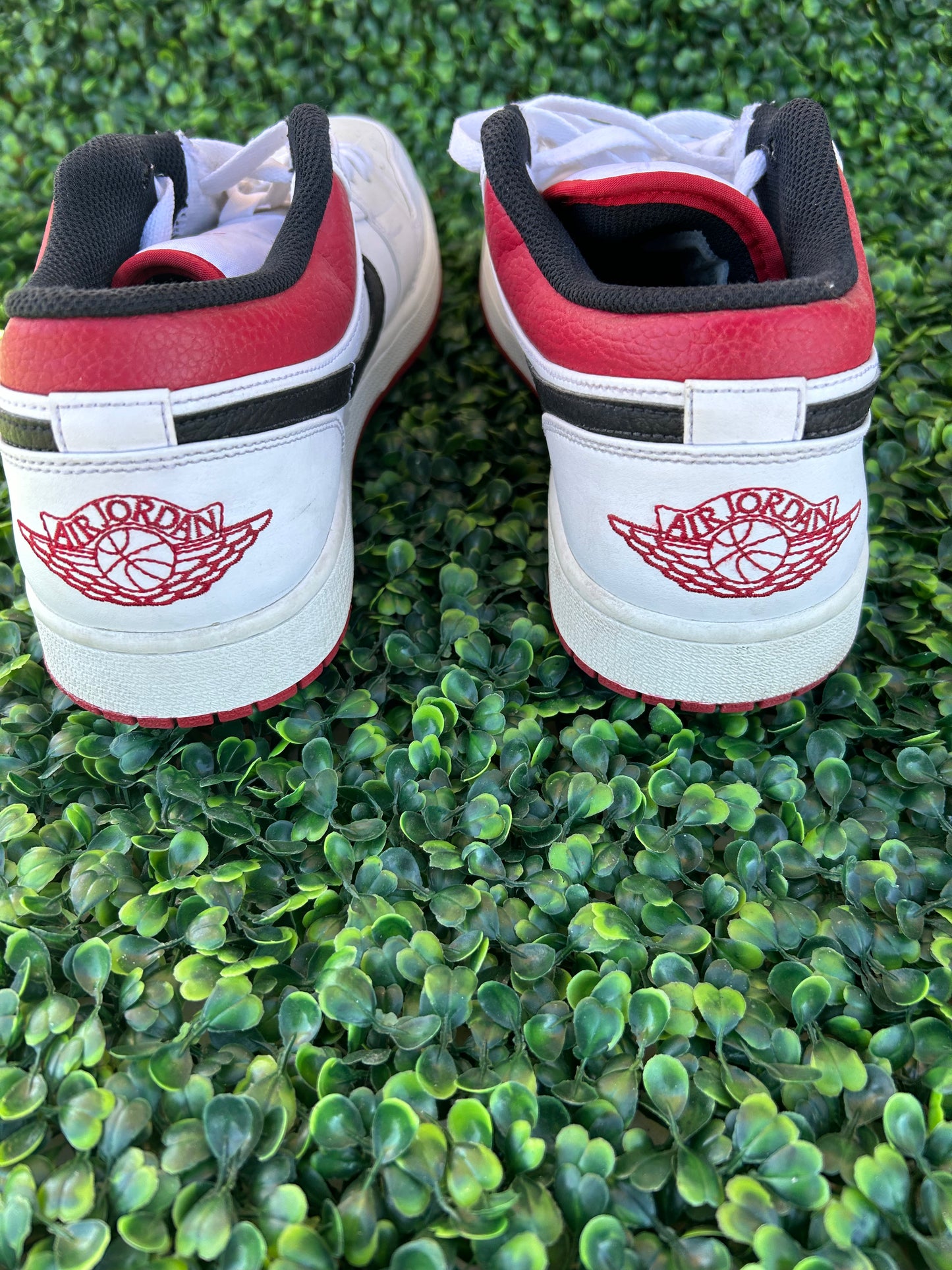 Jordan 1 low size 12.5