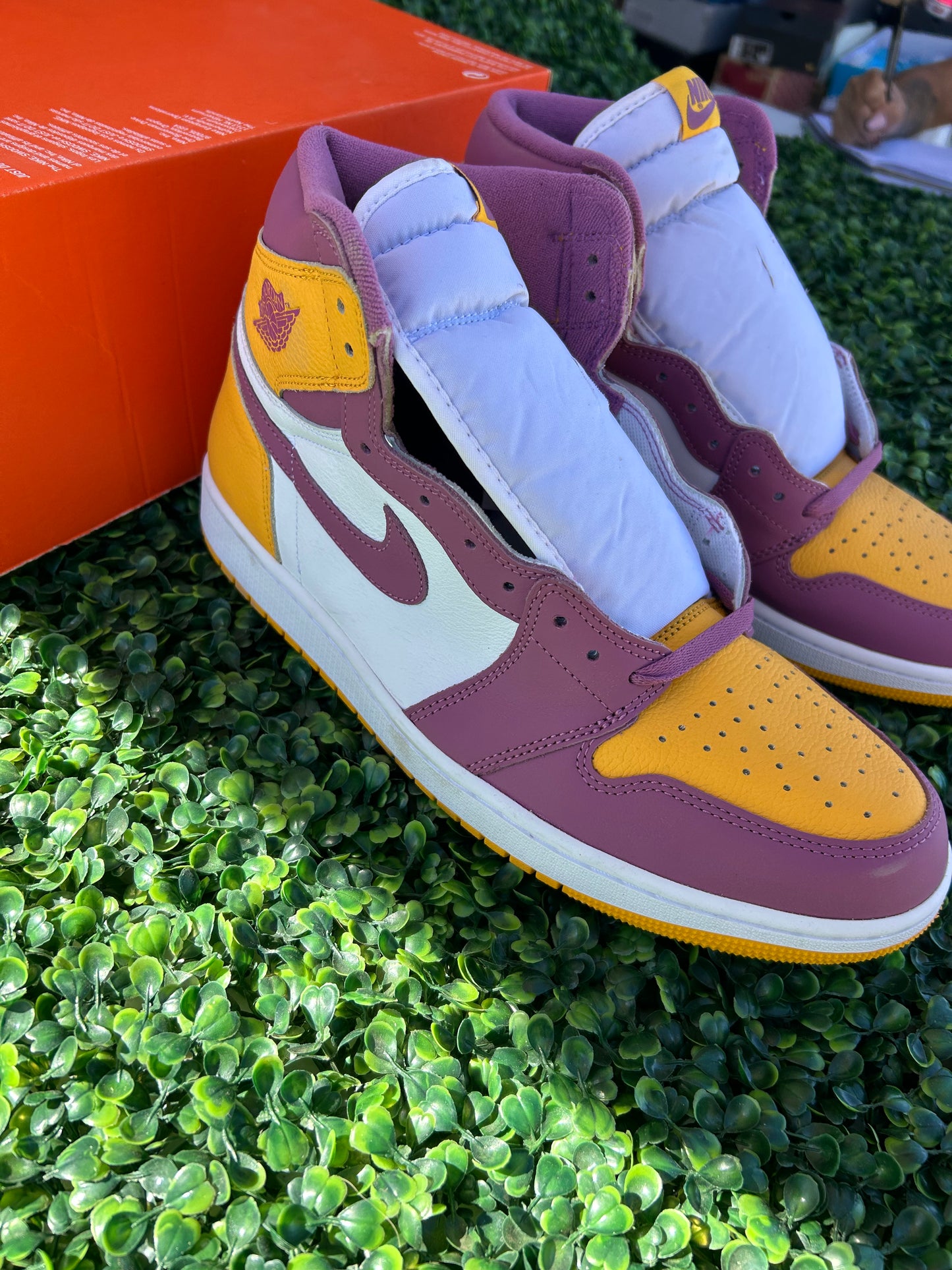 Nike Jordan 1 hi size 13