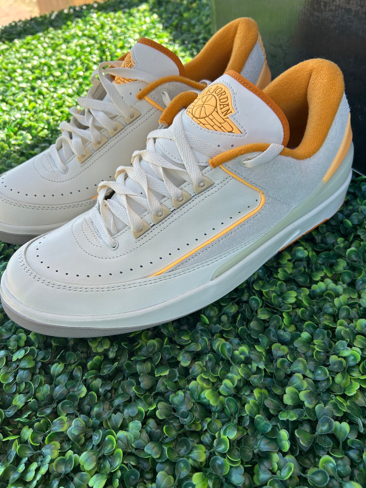 Jordan 2 retro low size 12.5