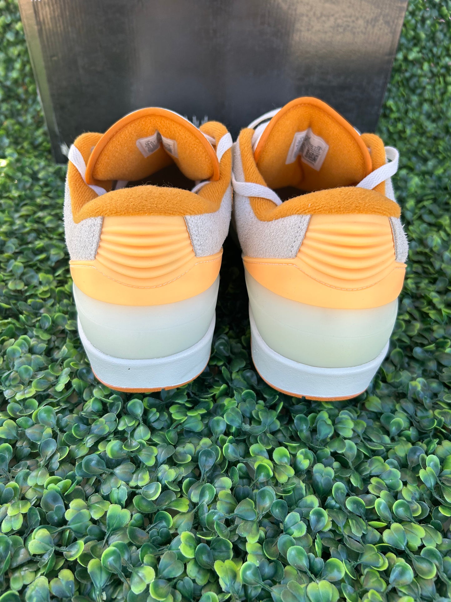 Jordan 2 retro low size 12.5