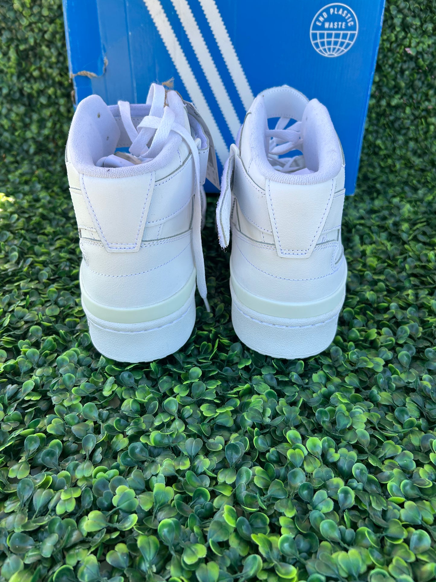 Adidas forum mid size 13