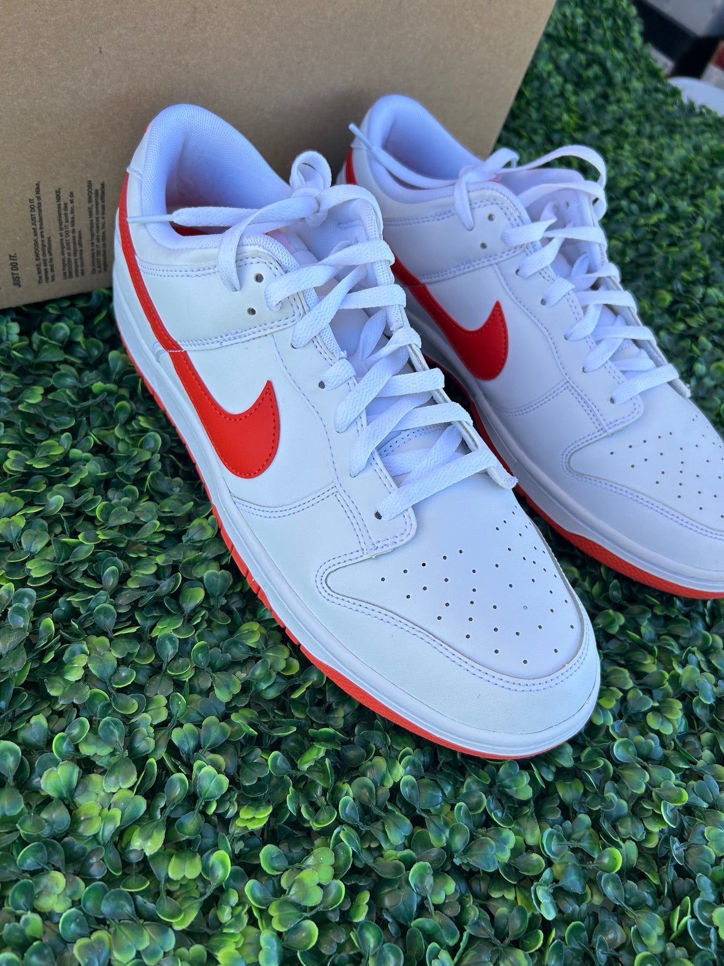 Nike dunk low retro size 13m