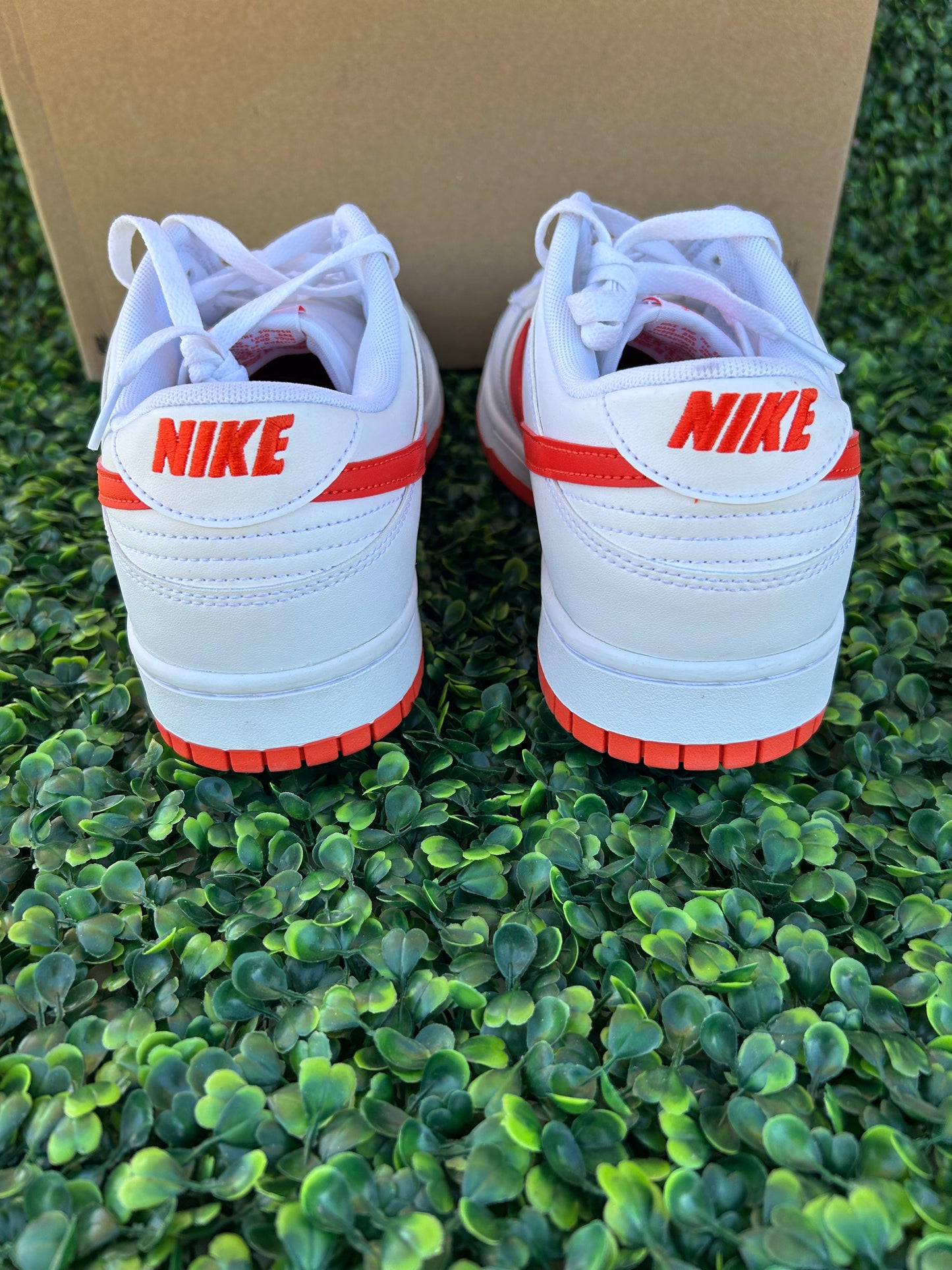 Nike dunk low retro size 13m