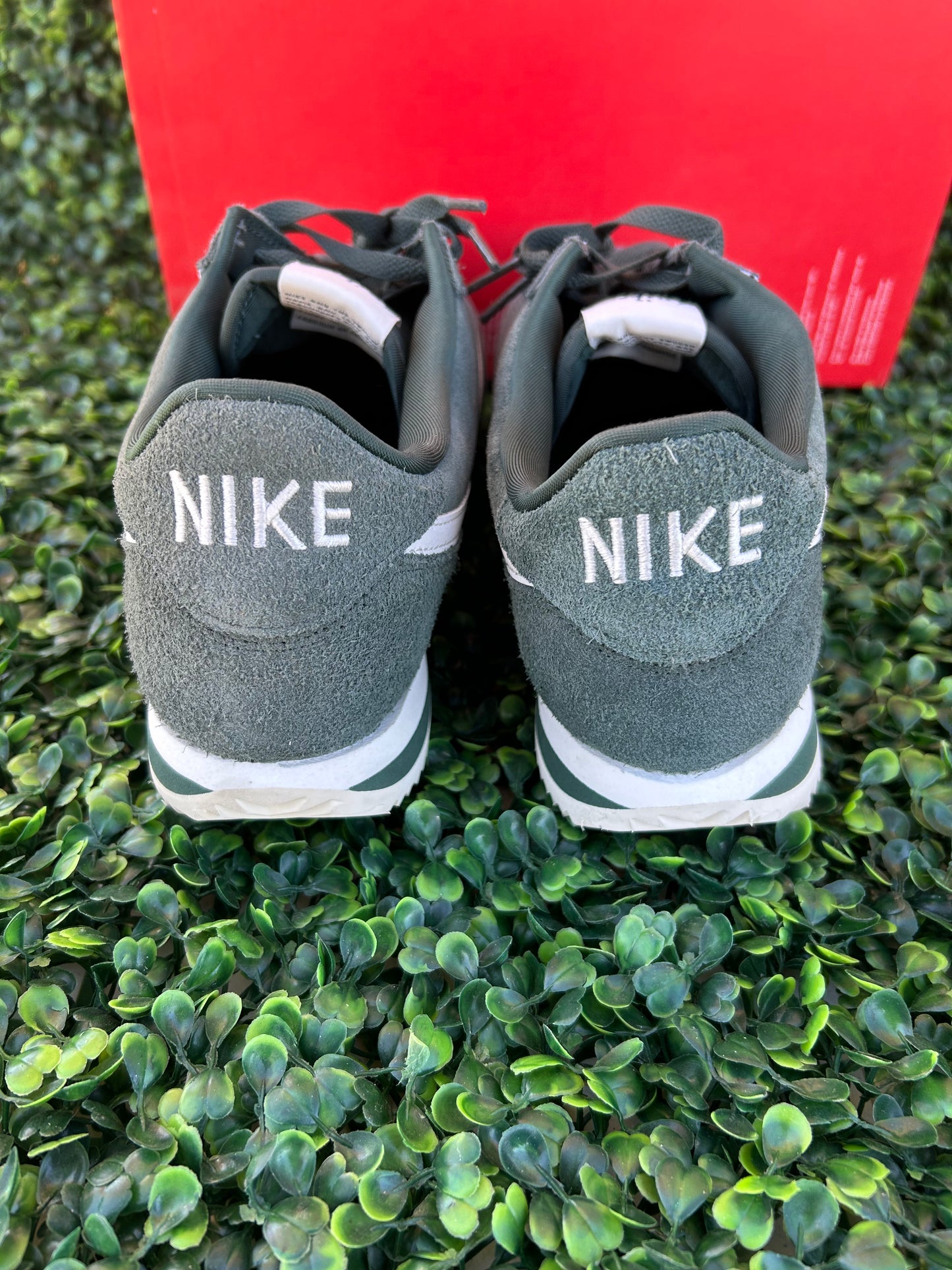 Nike cortez size 10