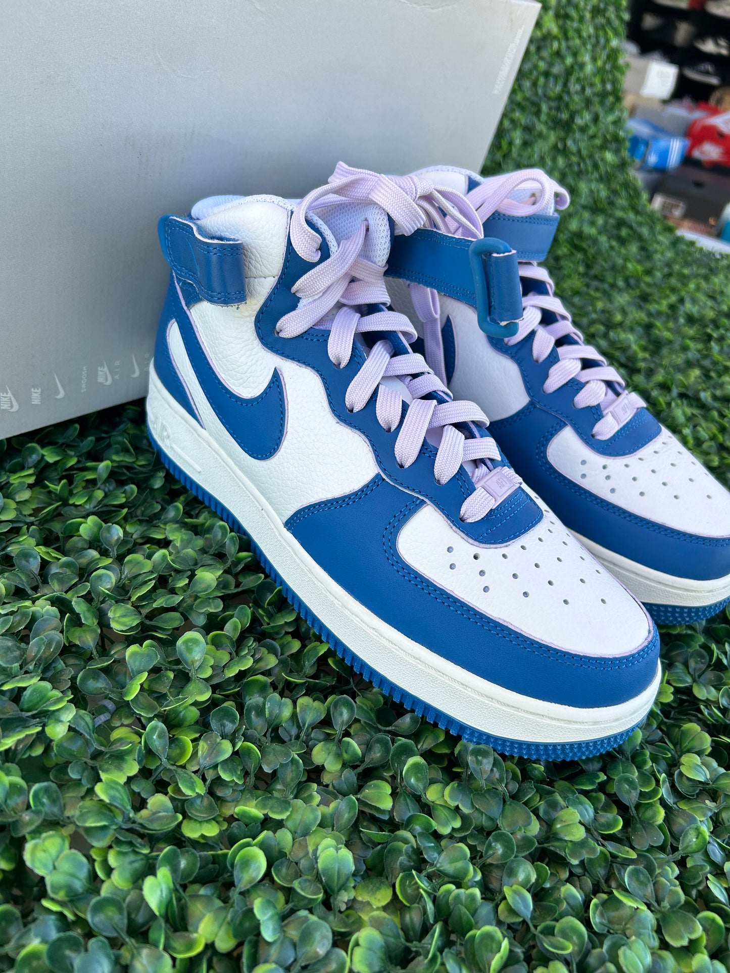 Nike air force 1 mid size 8.5w