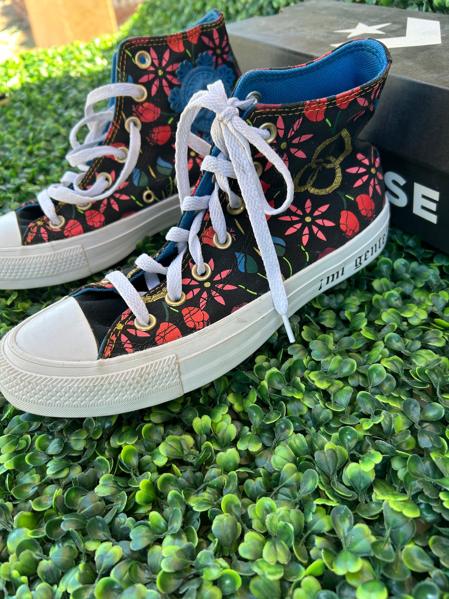 Converse mi gente size 4.5m