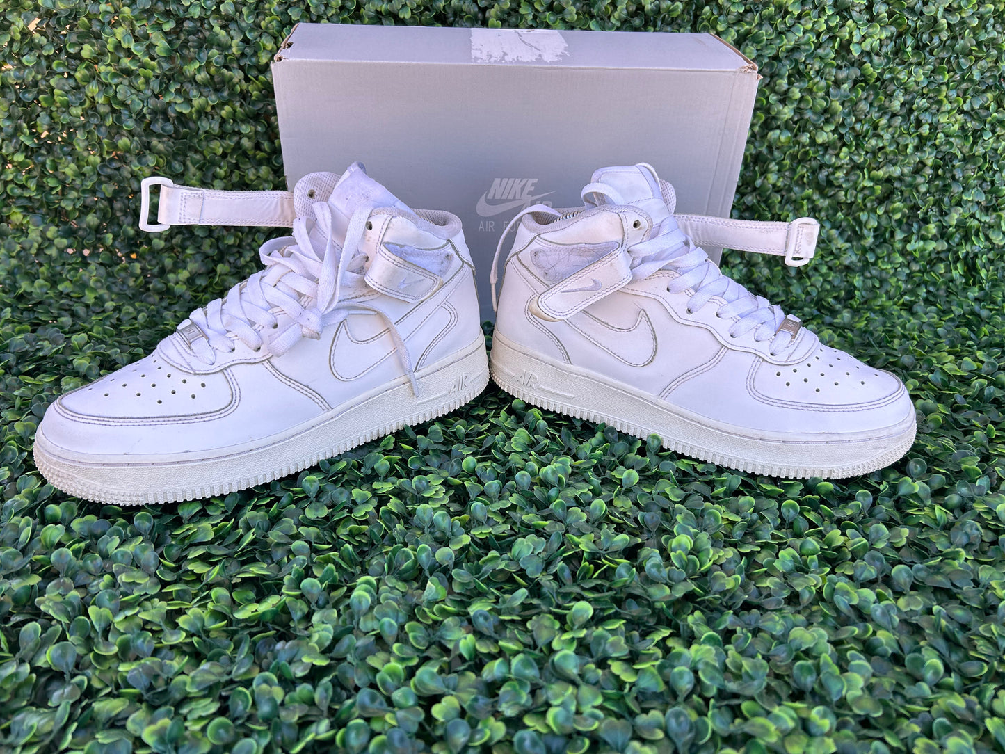 Nike Air Force 1 mid size 6.5y