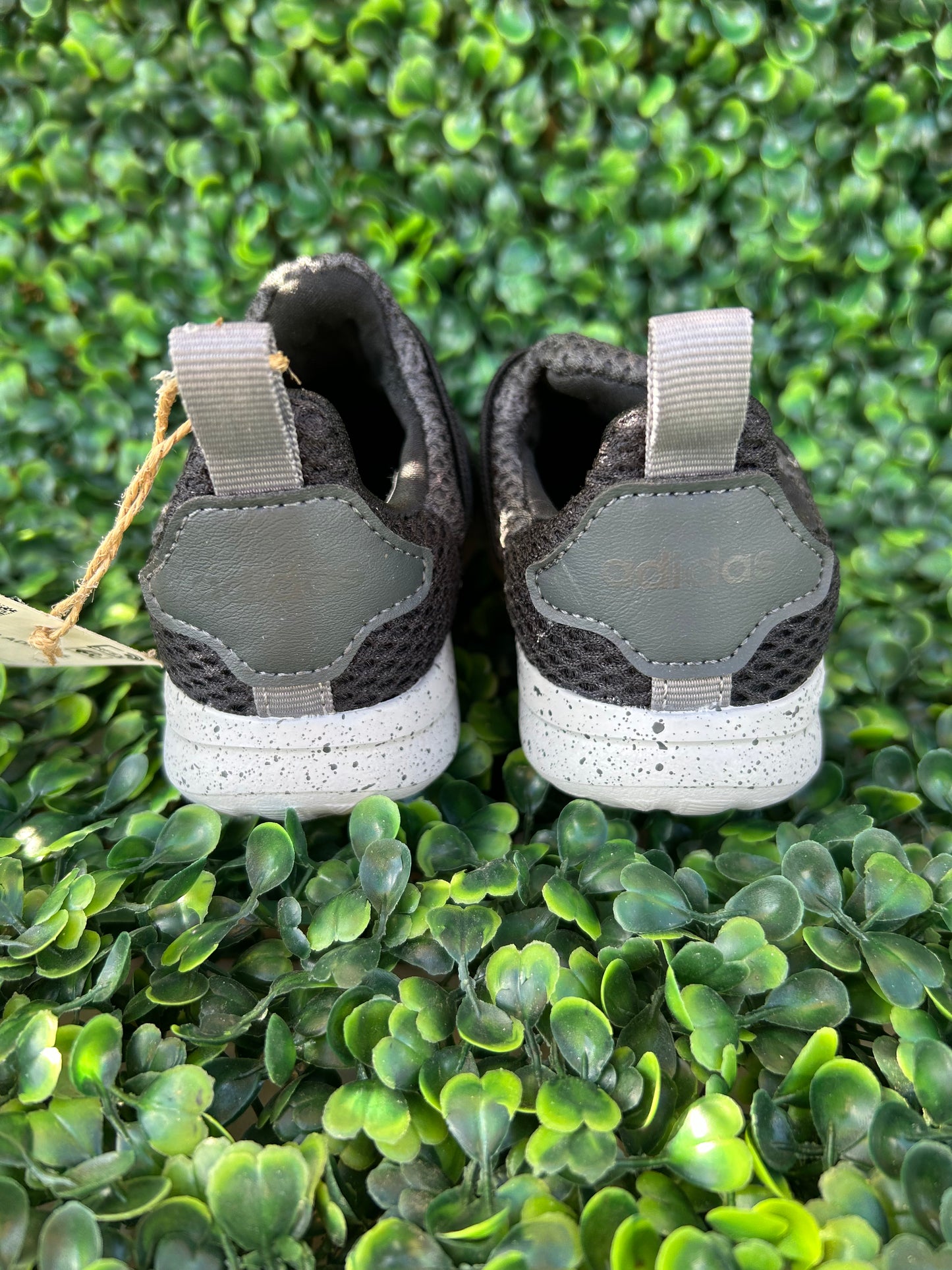 Adidas lite racer size 5k size 6k