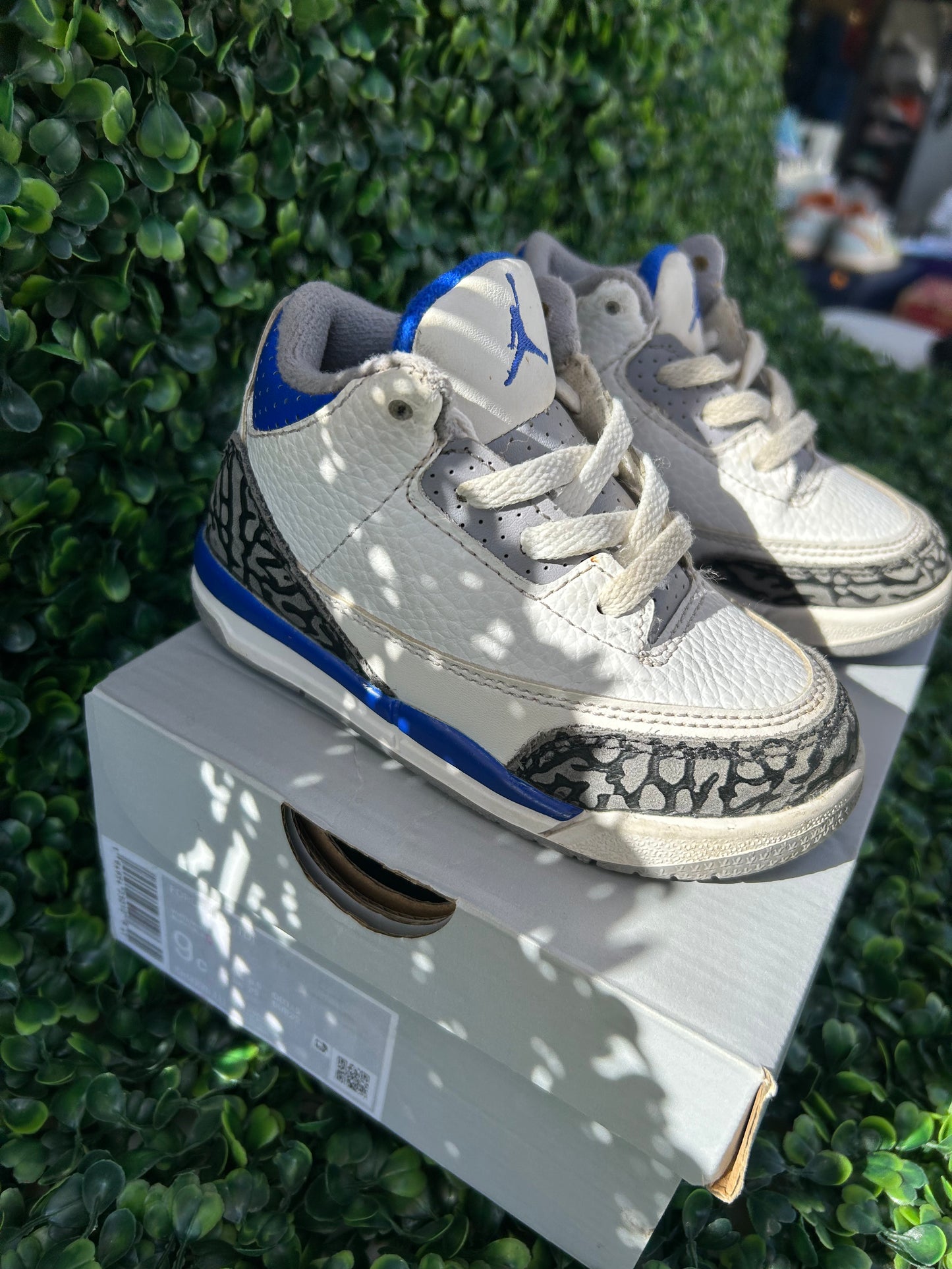 Jordan 3 size 7c