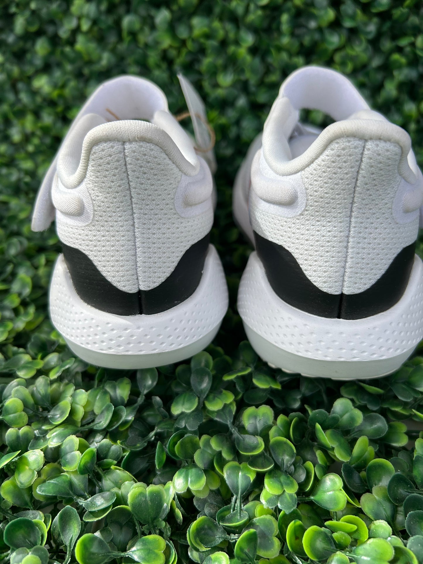 Adidas ultra bounce size 10.5c
