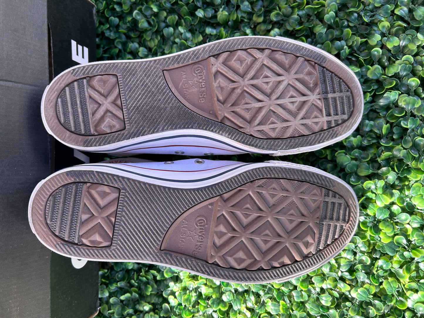Converse size 8m/10w