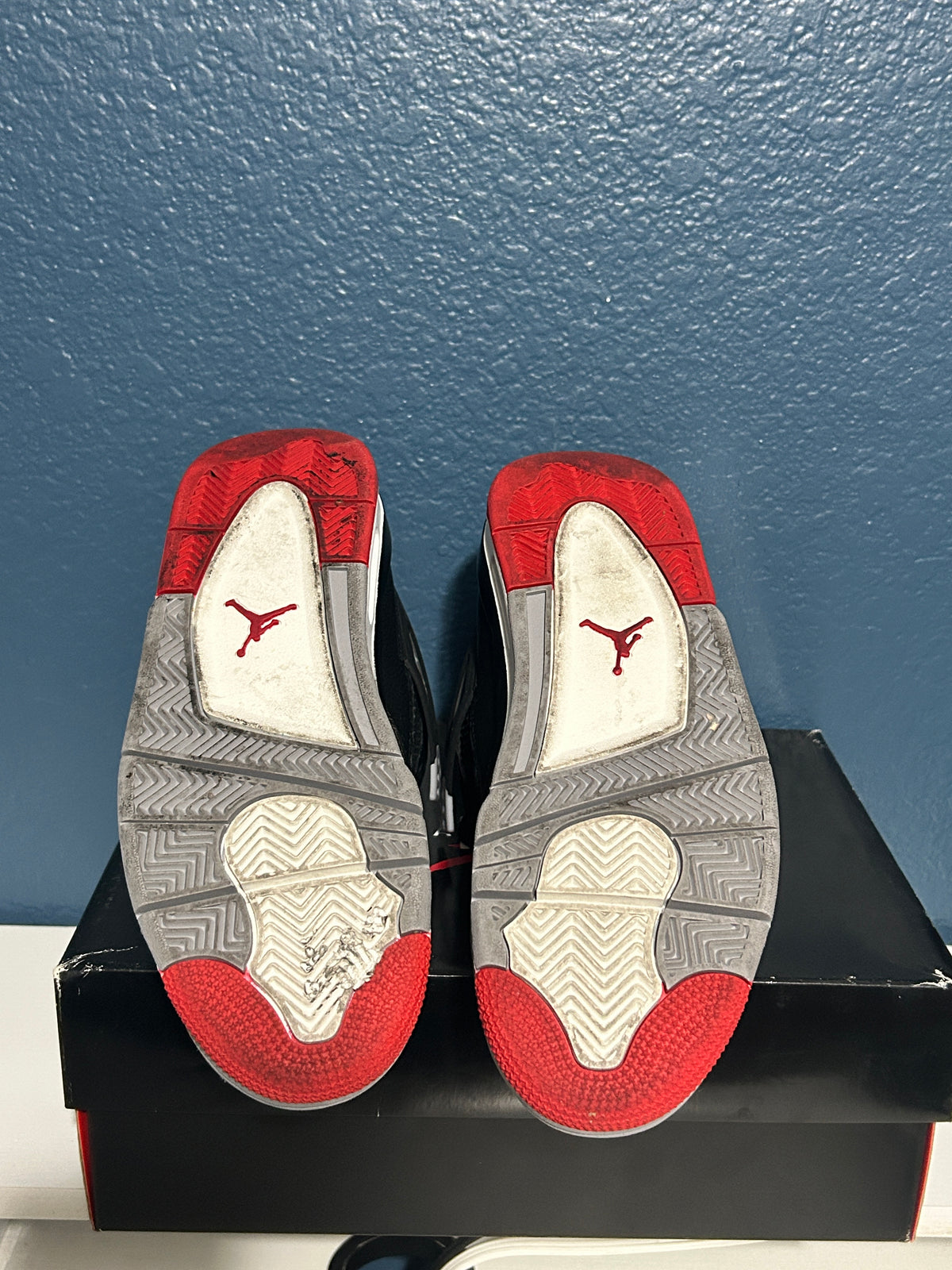 Jordan 4