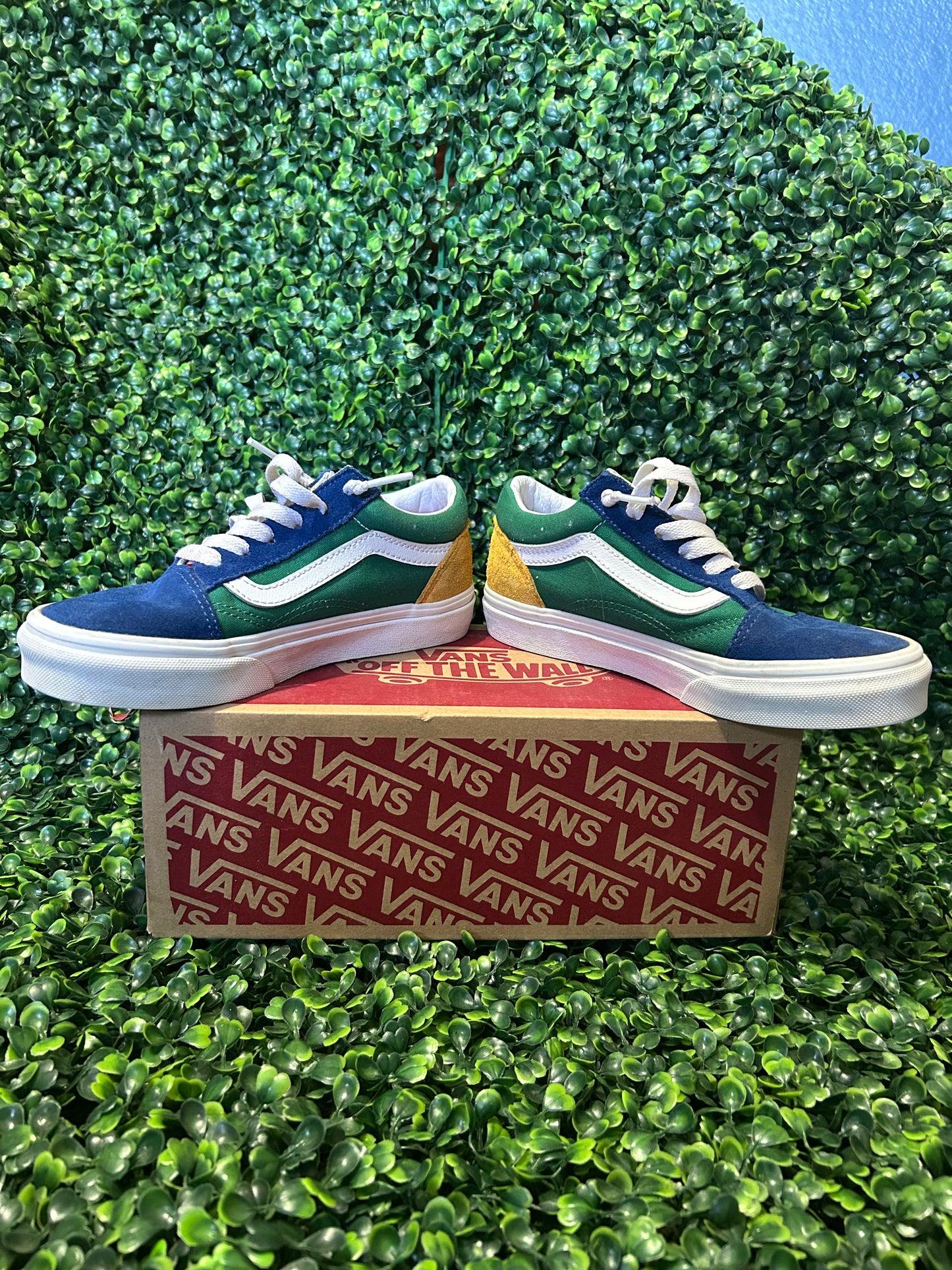Vans size 2y
