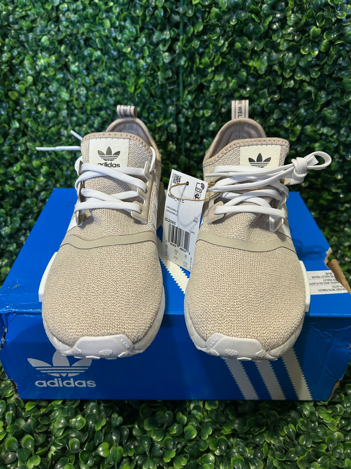 Adidas NMD size 3y