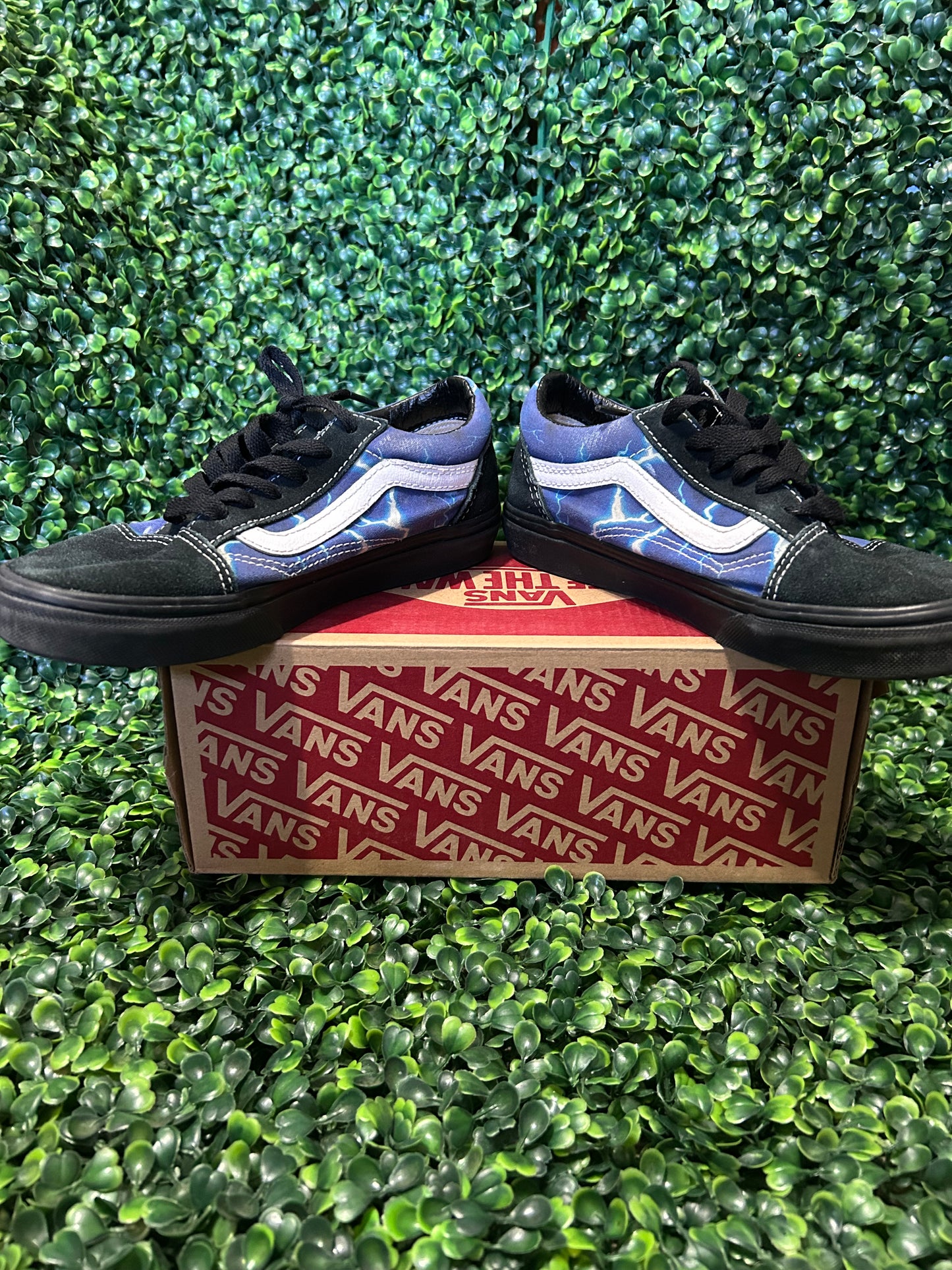 Vans size 3y