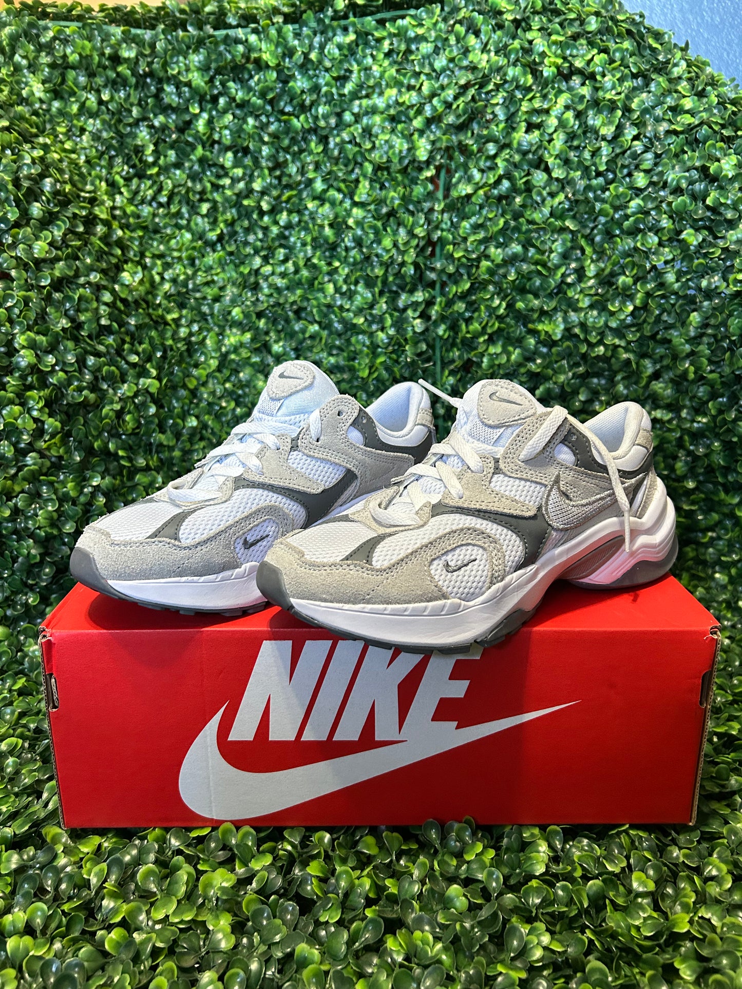 Nike size 5w