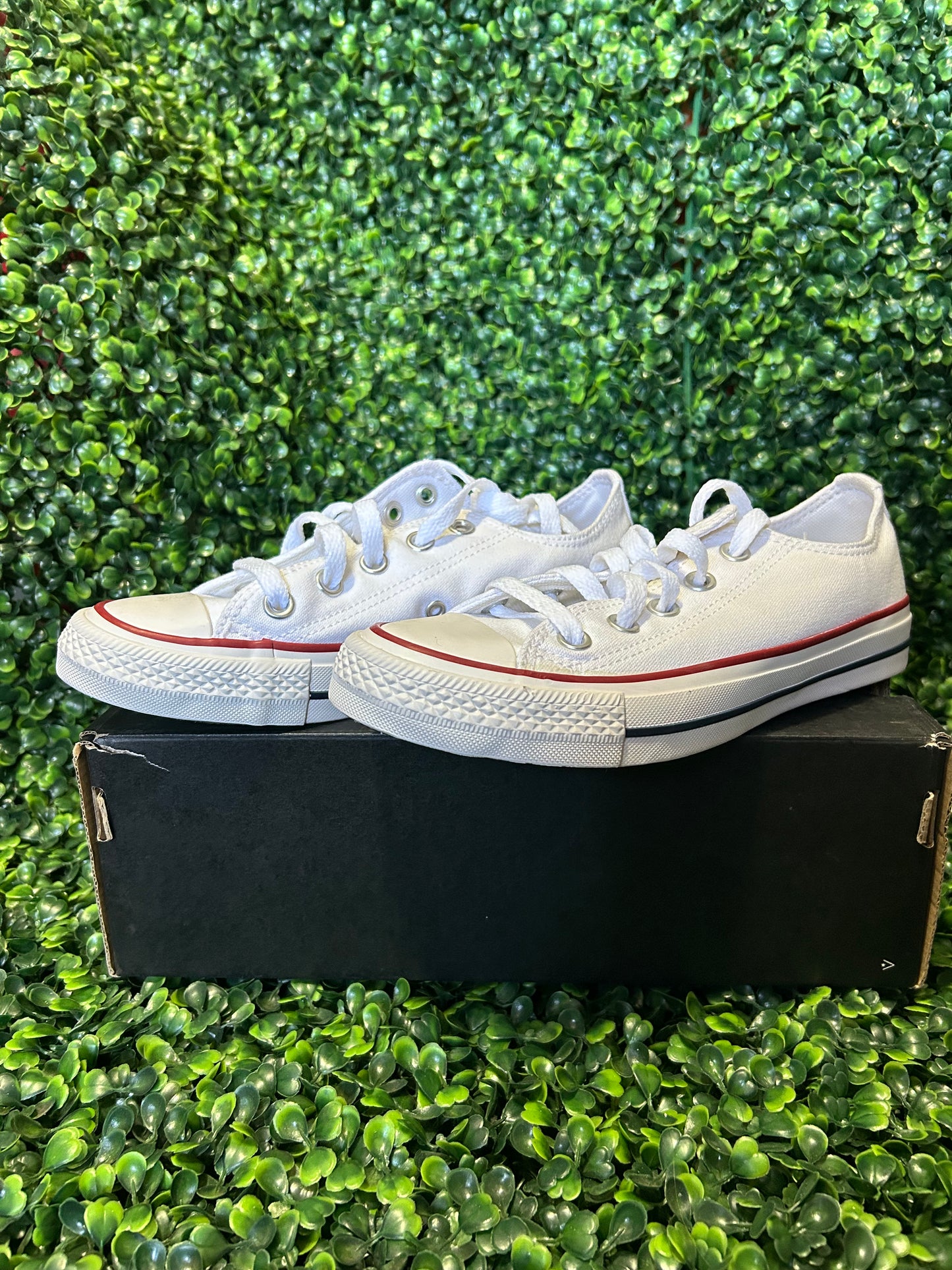 Converse size 4m/6w