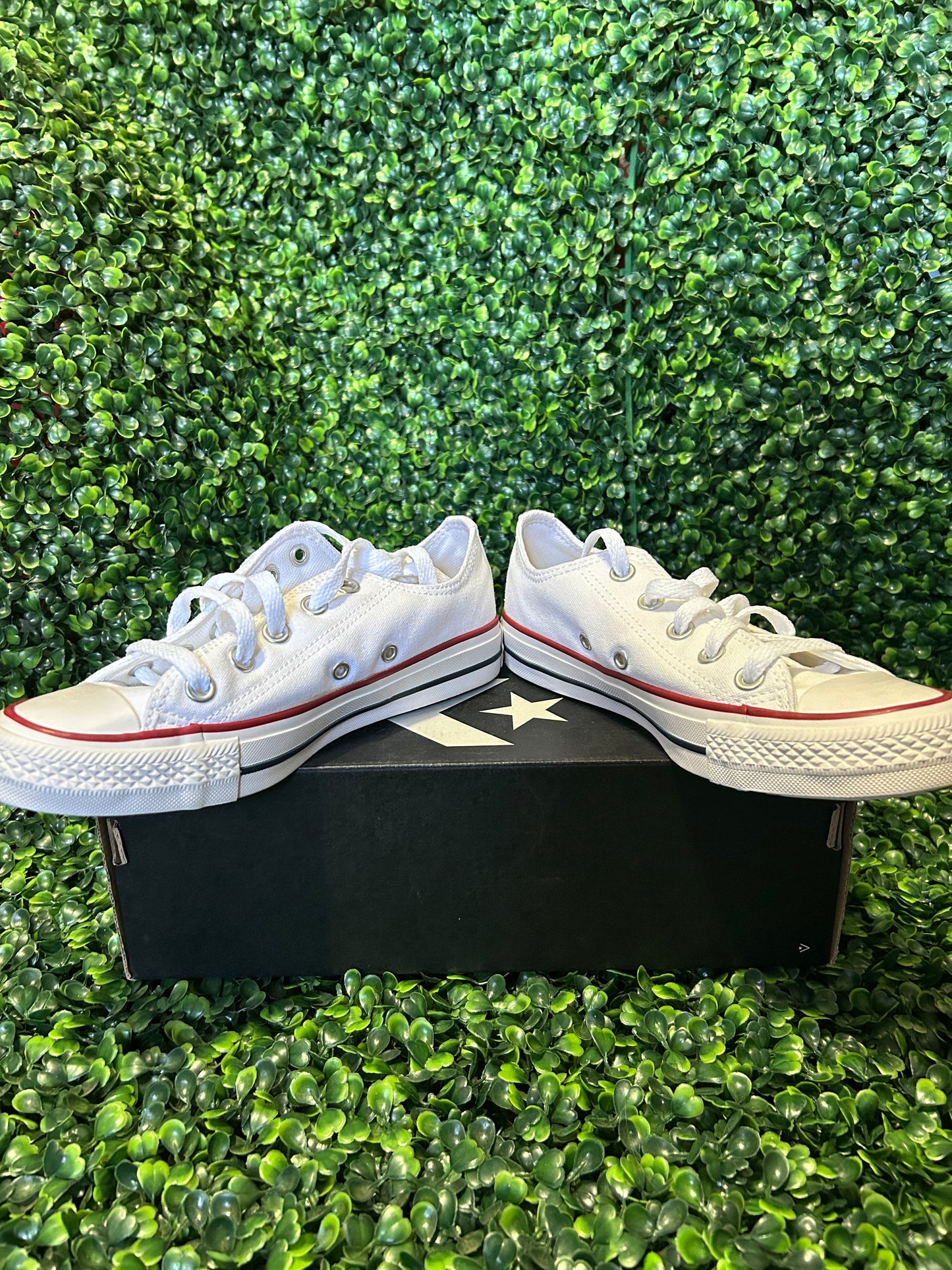 Converse size 4m/6w