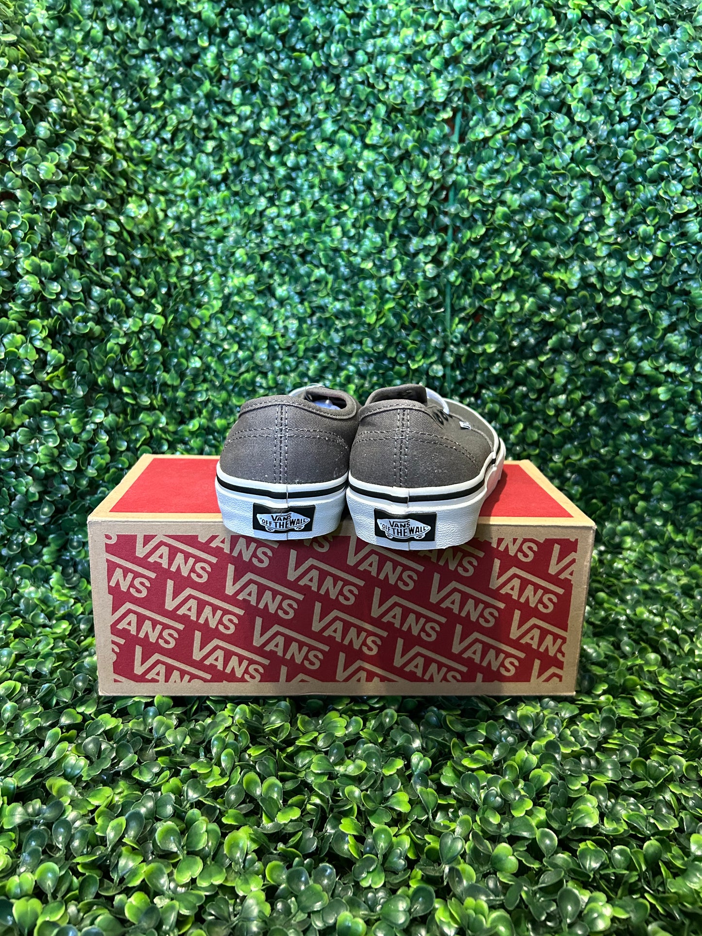 Vans size 4m/5.5w