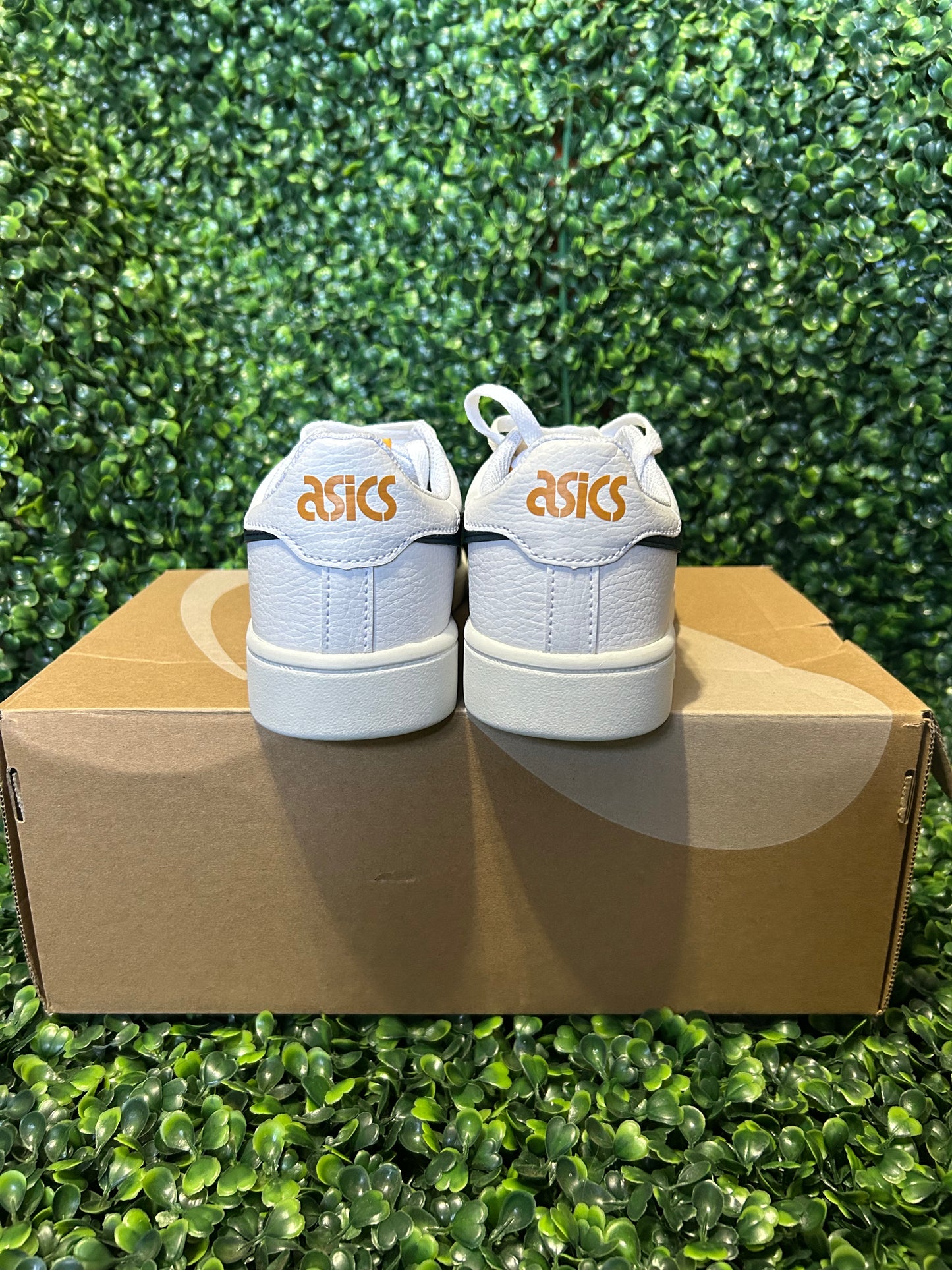 Asics japan s size 4.5