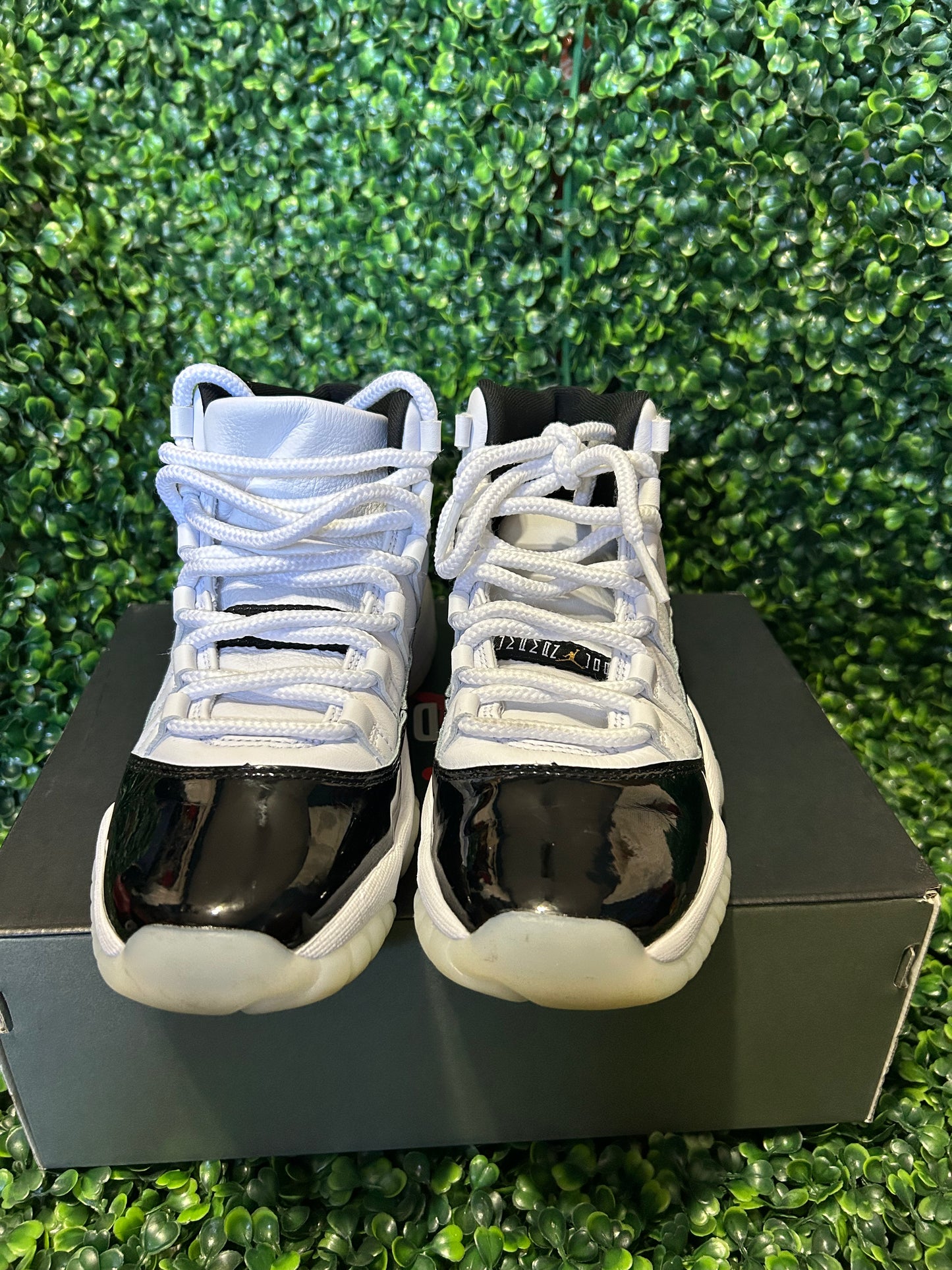 Jordan 11 retro size 4.5