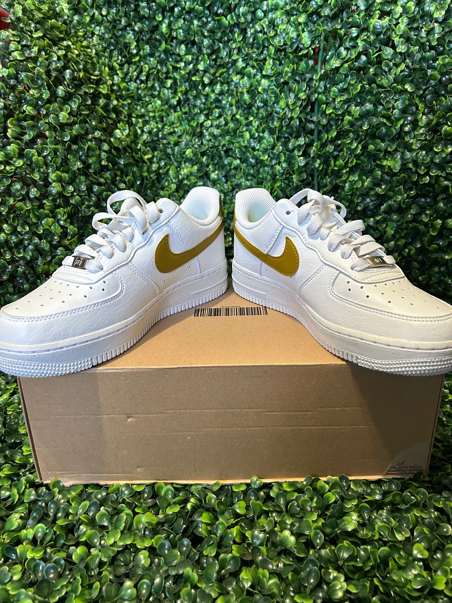 Nike Air Force 1 size 6.5m/5w