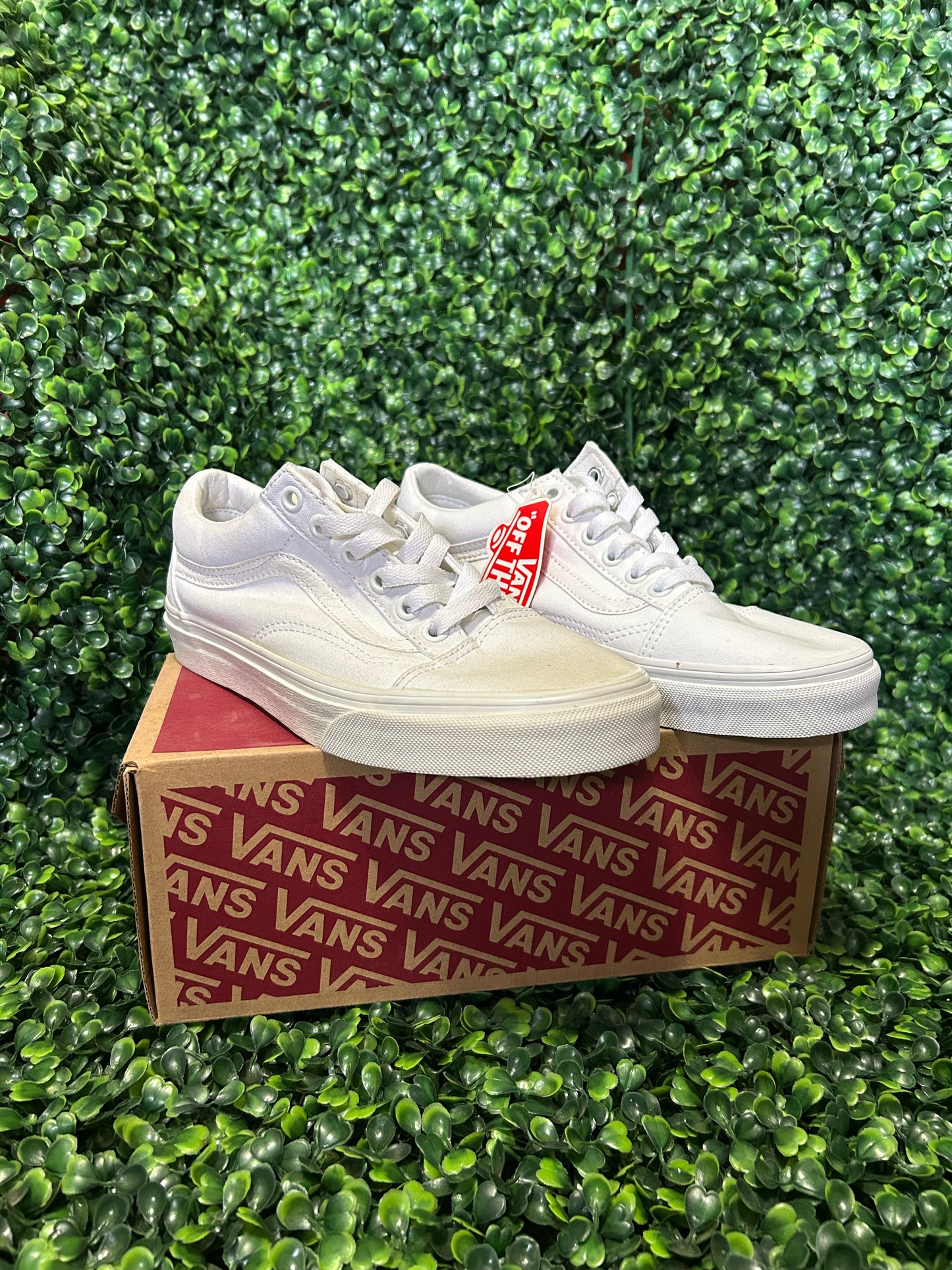 Vans size 6w/5m