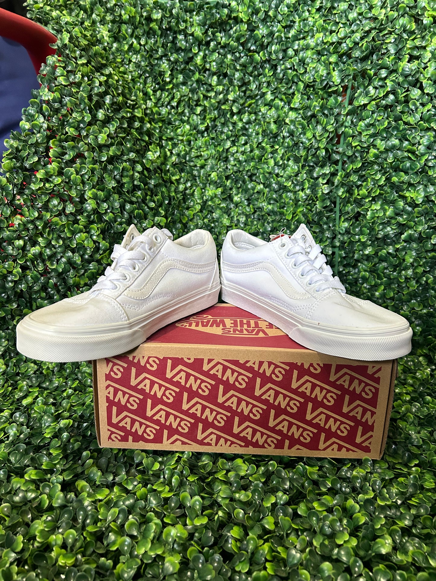 Vans size 6w/5m