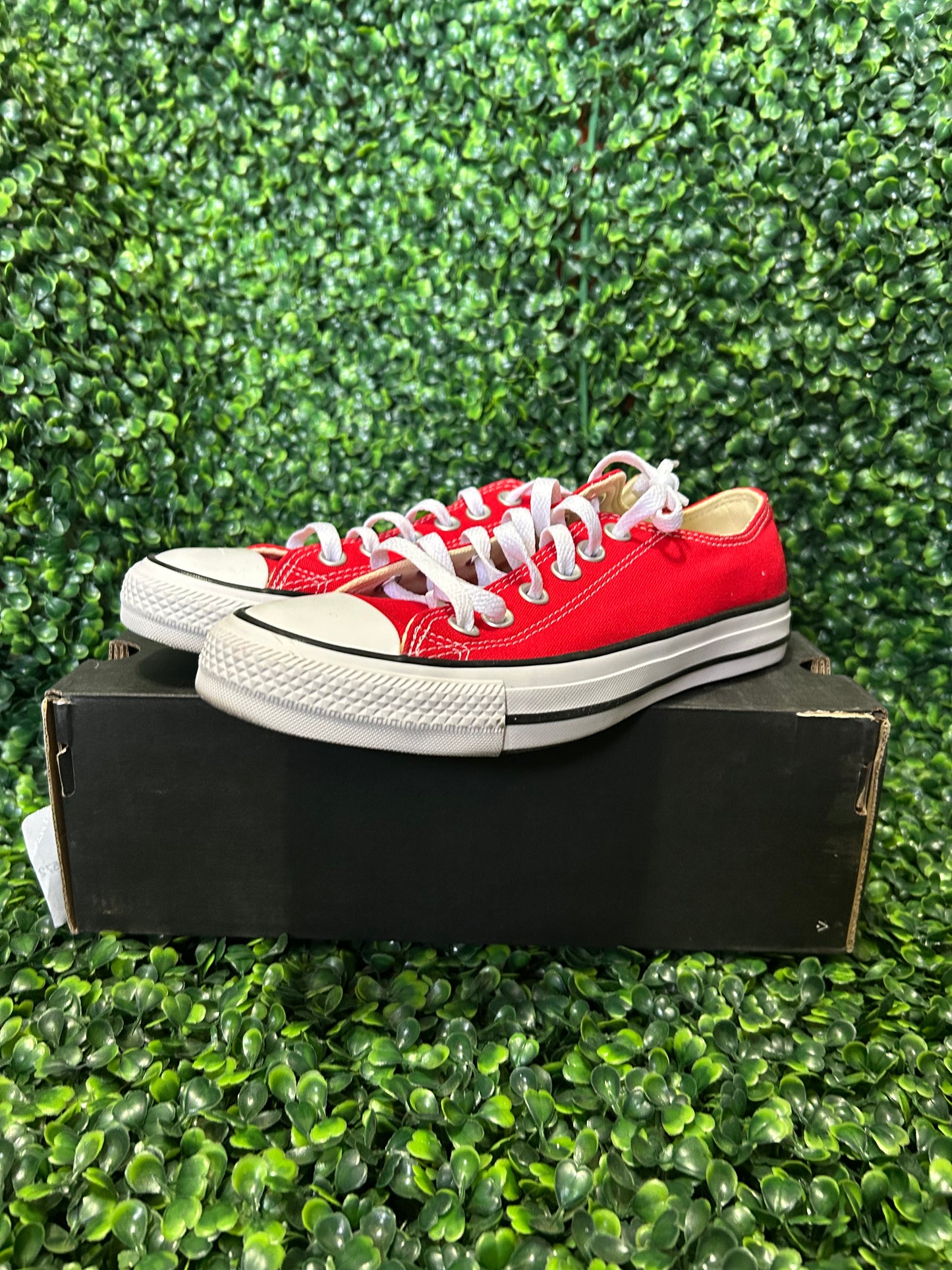 Converse size 5m/7w