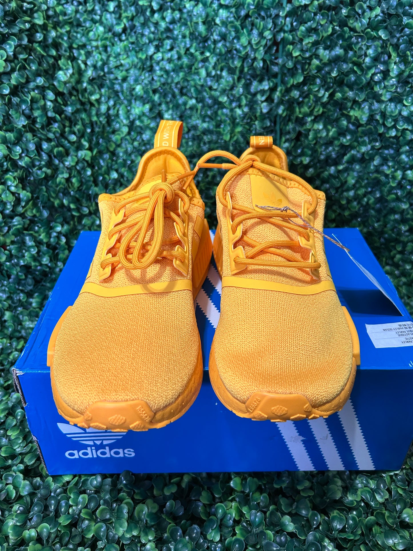 Adidas size 6.5m